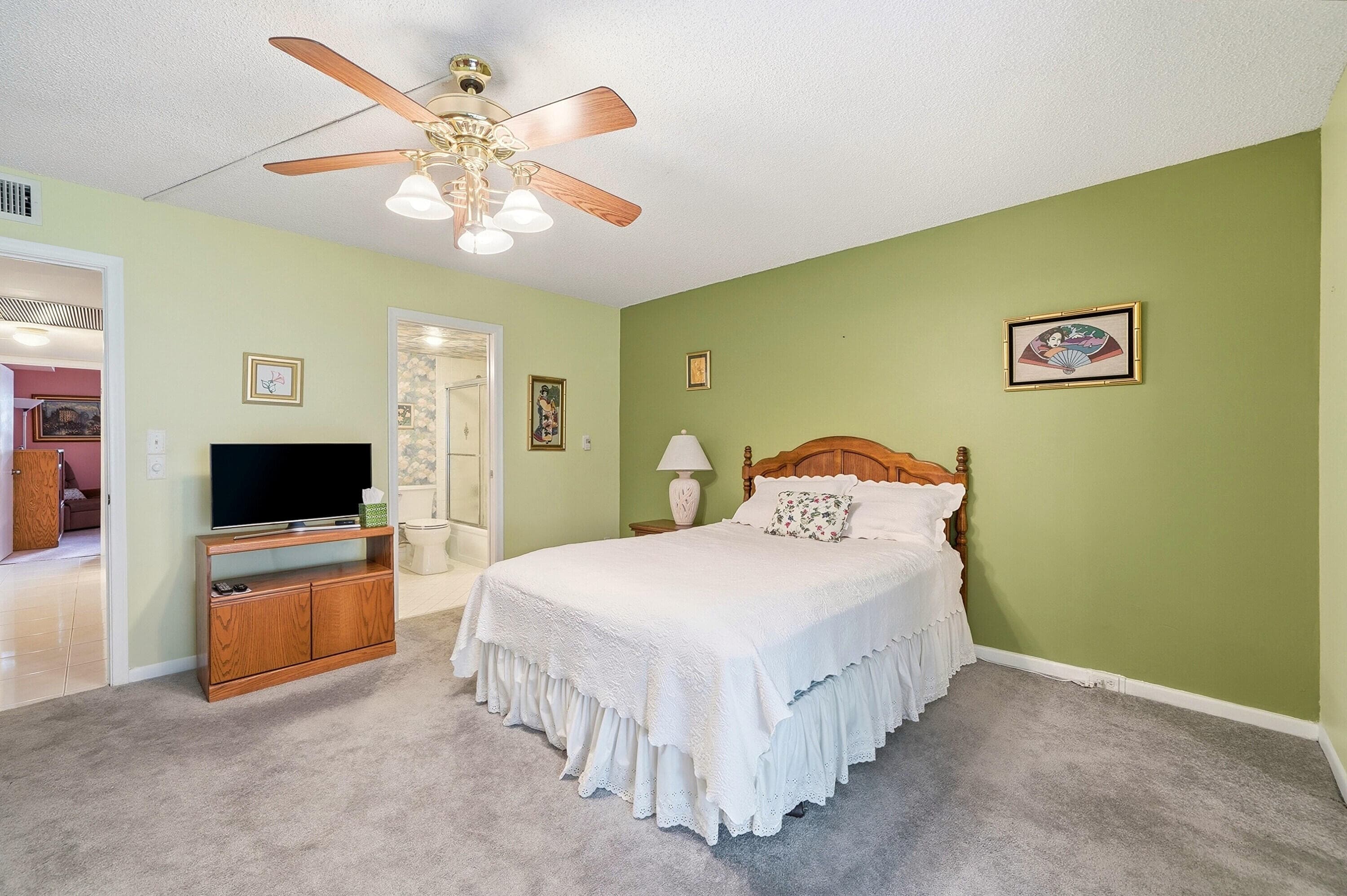 2302 Lucaya Lane E1, Coconut Creek, FL 33066 5