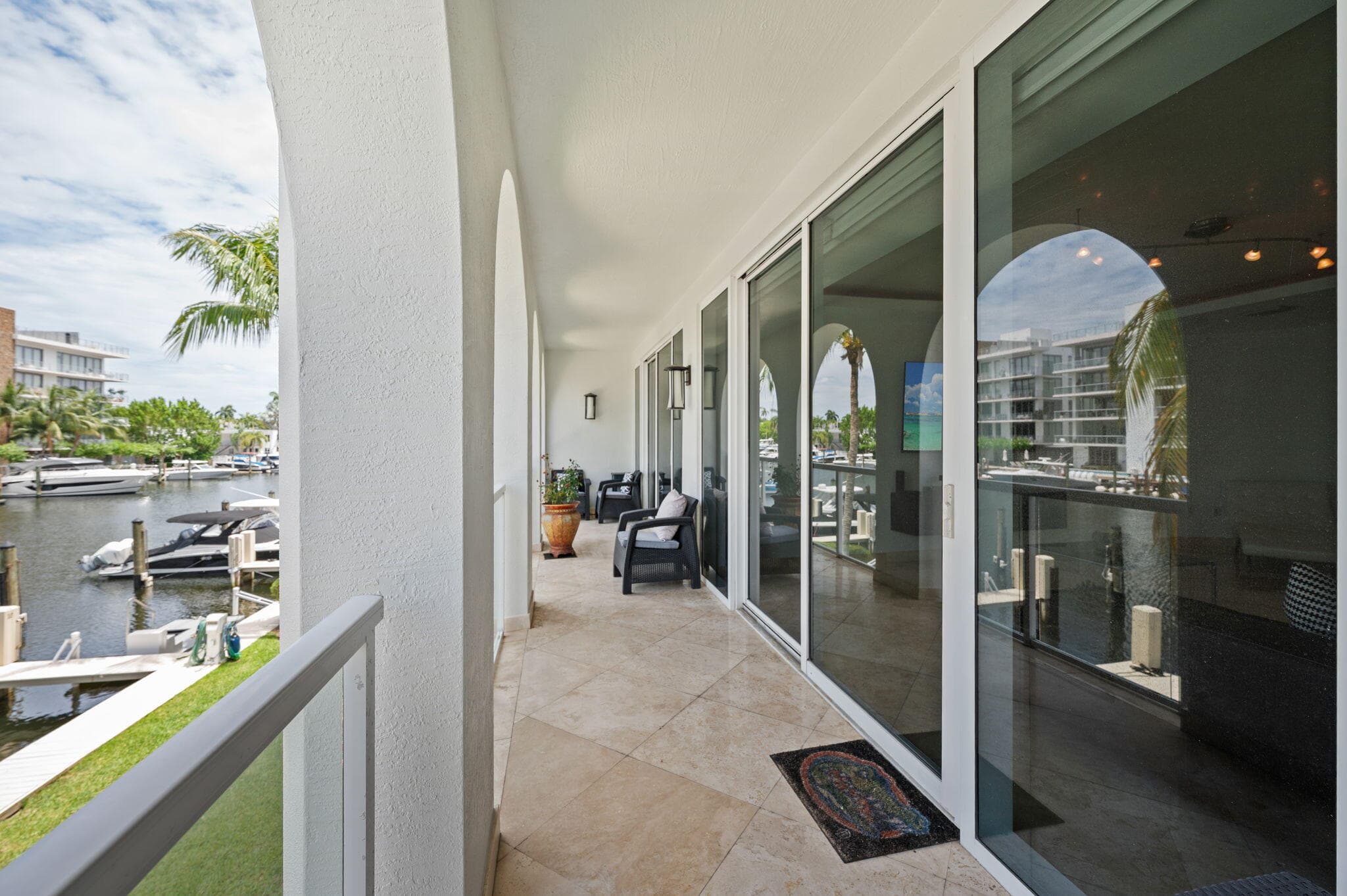 48 Hendricks Isle 2 A-a, Fort Lauderdale, FL 33301 27