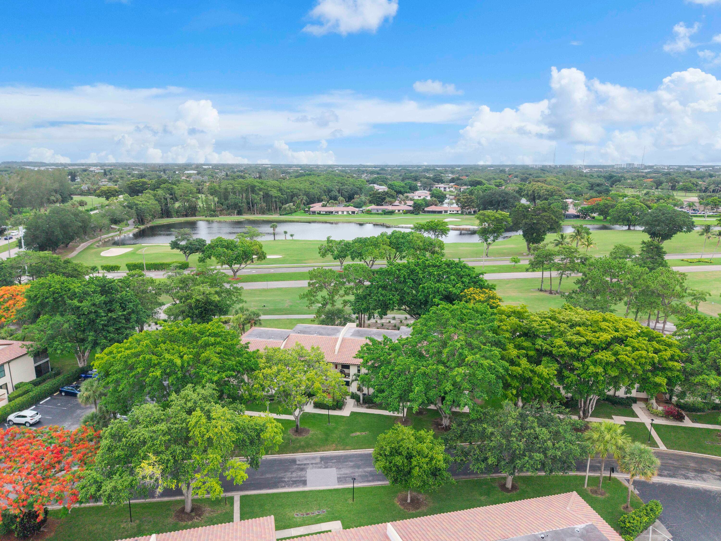 21852 Arriba 6-h, Boca Raton, FL 33433 40