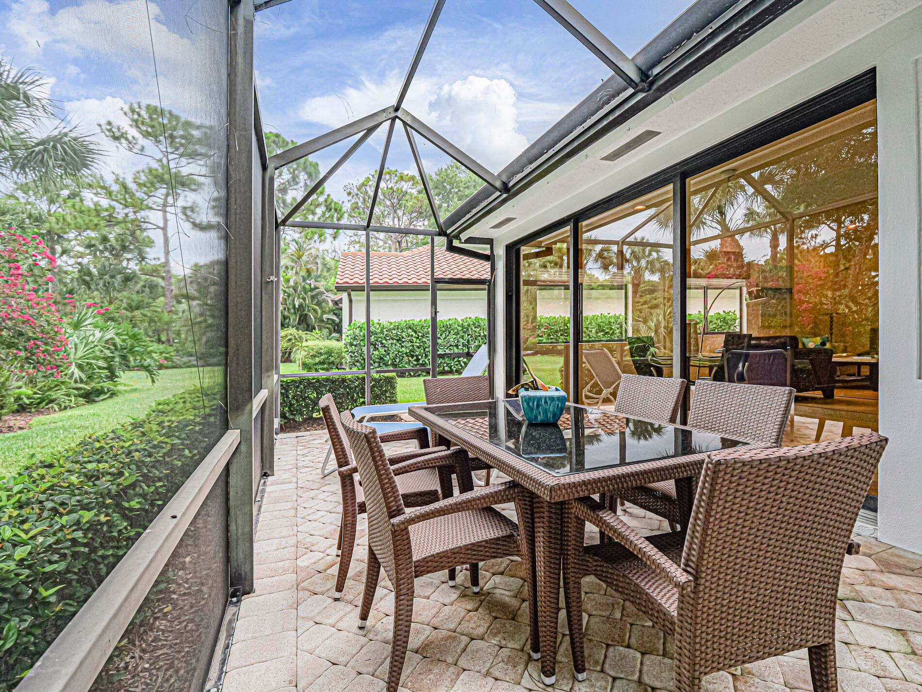 3390 SE Putnam Court, Stuart, FL 34997 35