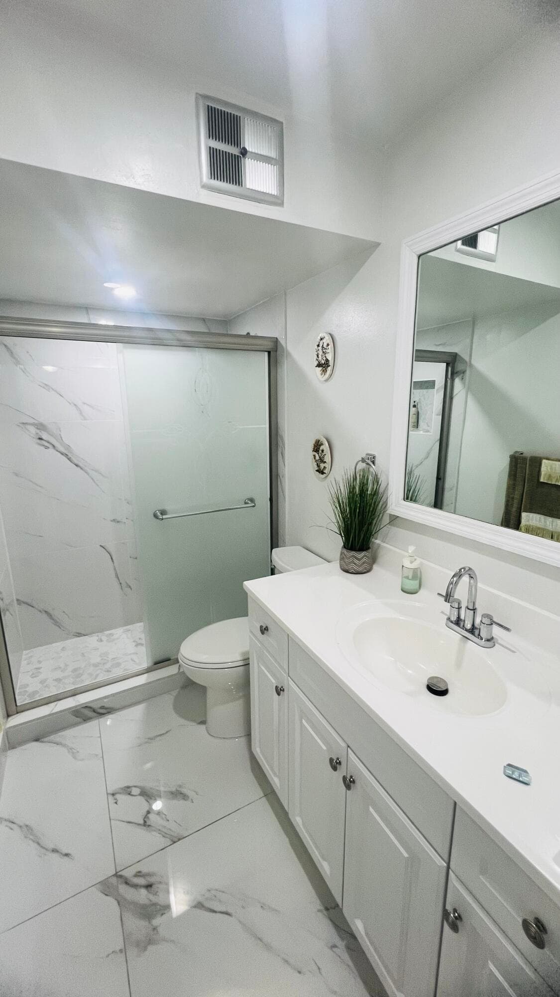 9330 S Sunrise Lakes Boulevard 304, Sunrise, FL 33322 13