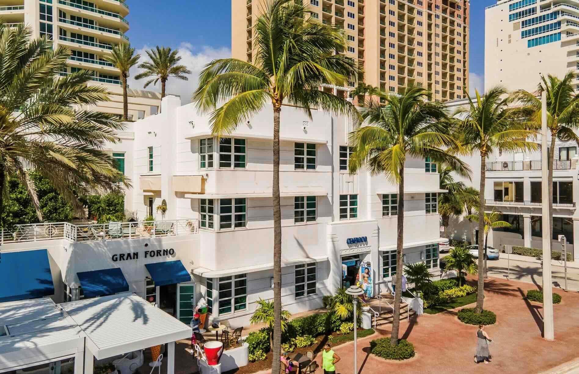 101 S Fort Lauderdale Beach Boulevard 1706, Fort Lauderdale, FL 33316 5