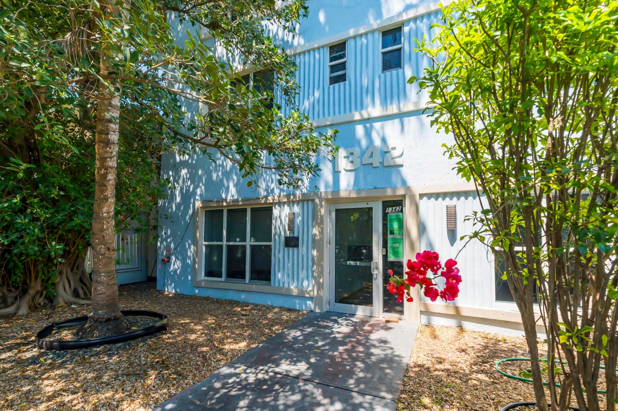 1342 Drexel Avenue 206, Miami Beach, FL 33139 3
