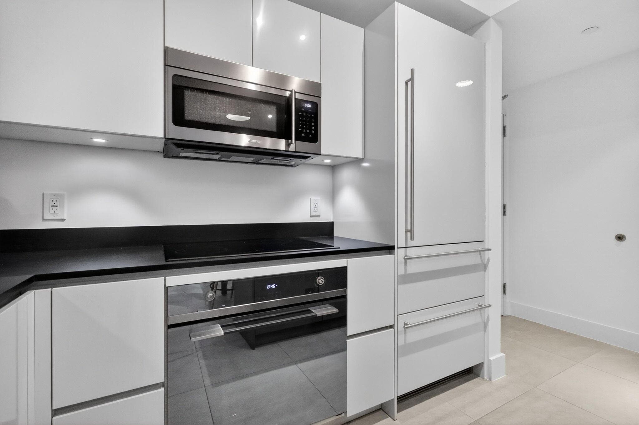 1010 Brickell Avenue 1607, Miami, FL 33131 15