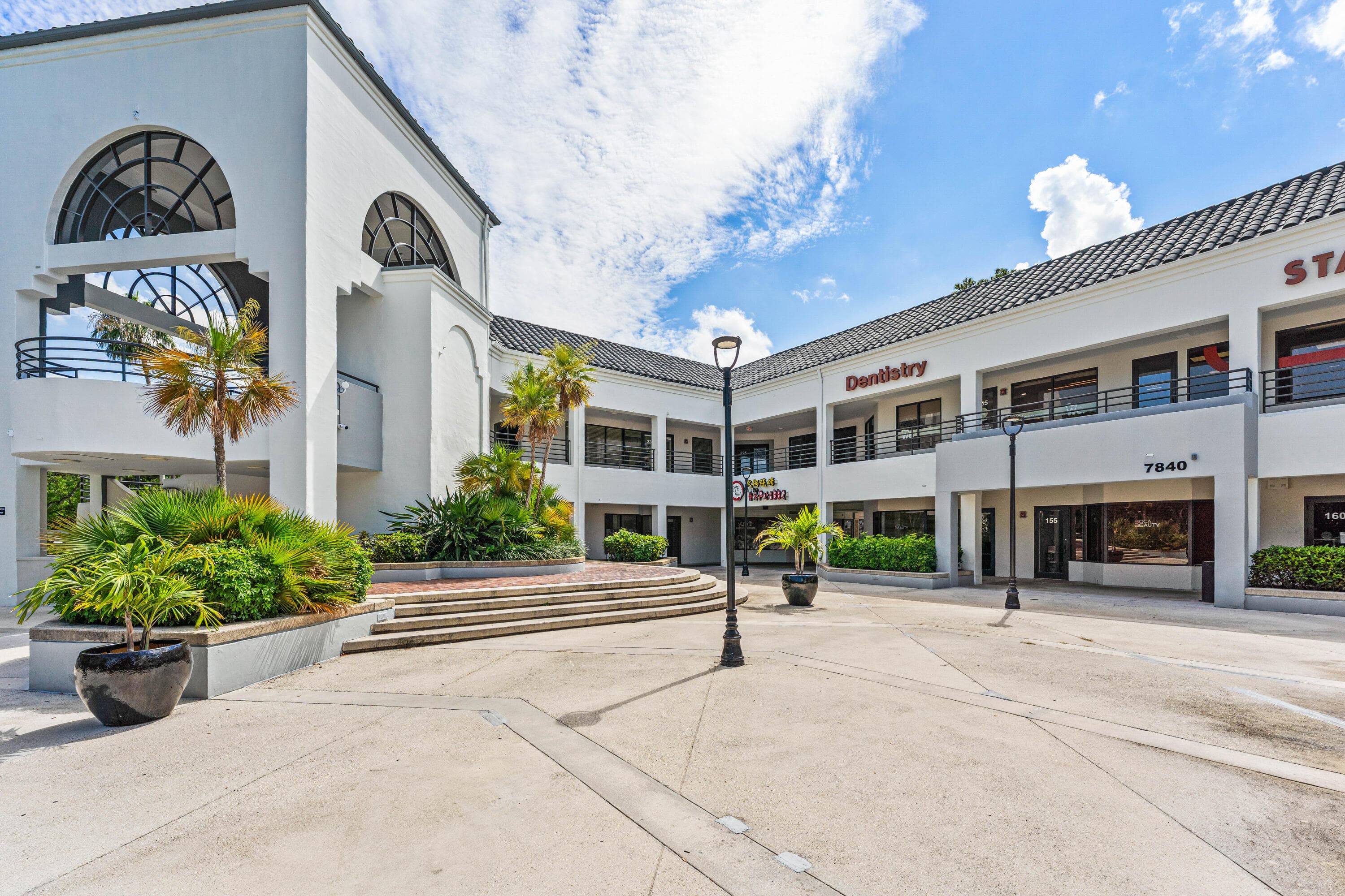 7880 Glades Road, Boca Raton, FL 33434 2