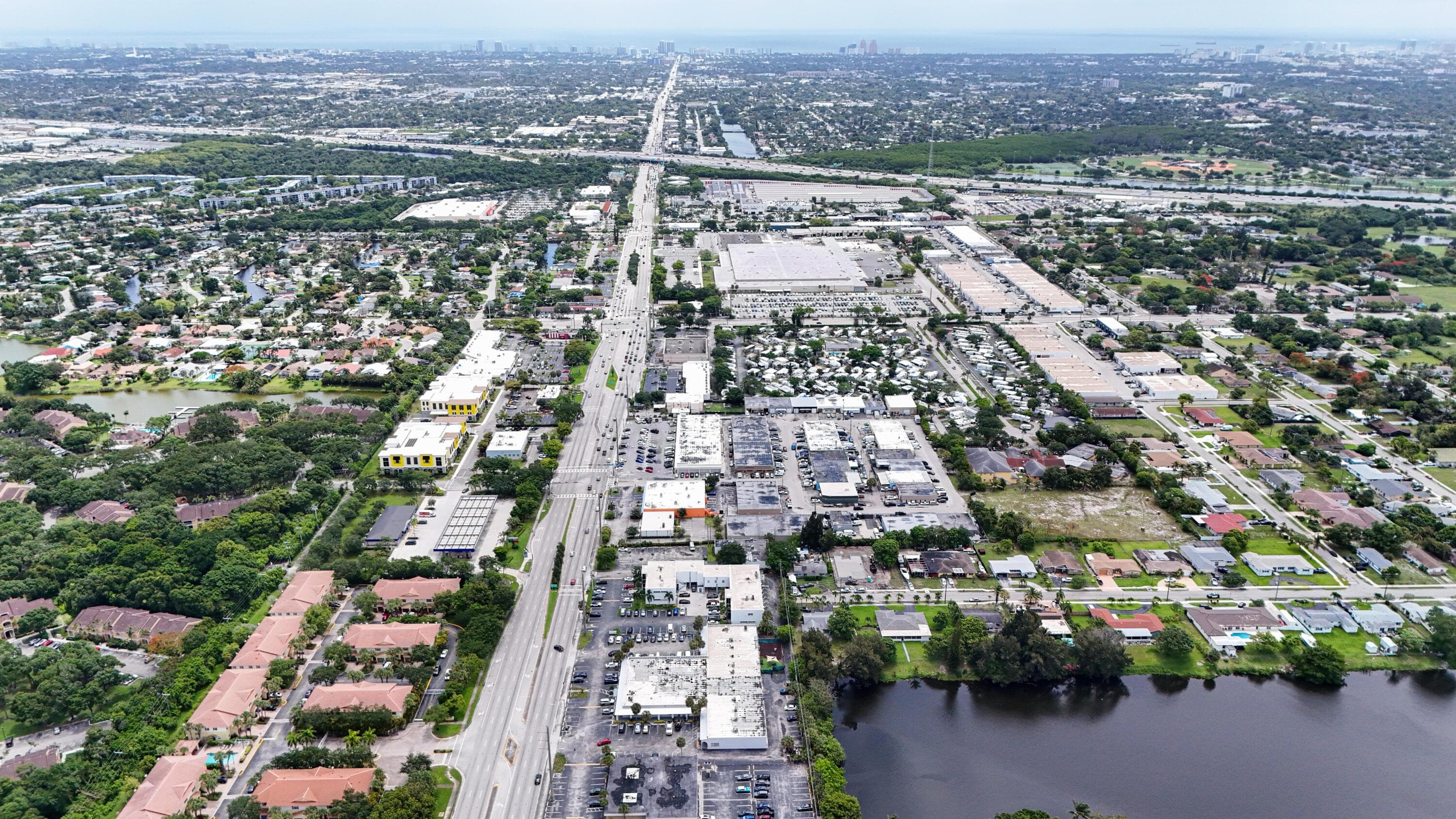 2450 W Oakland Park Boulevard, Oakland Park, FL 33311 7