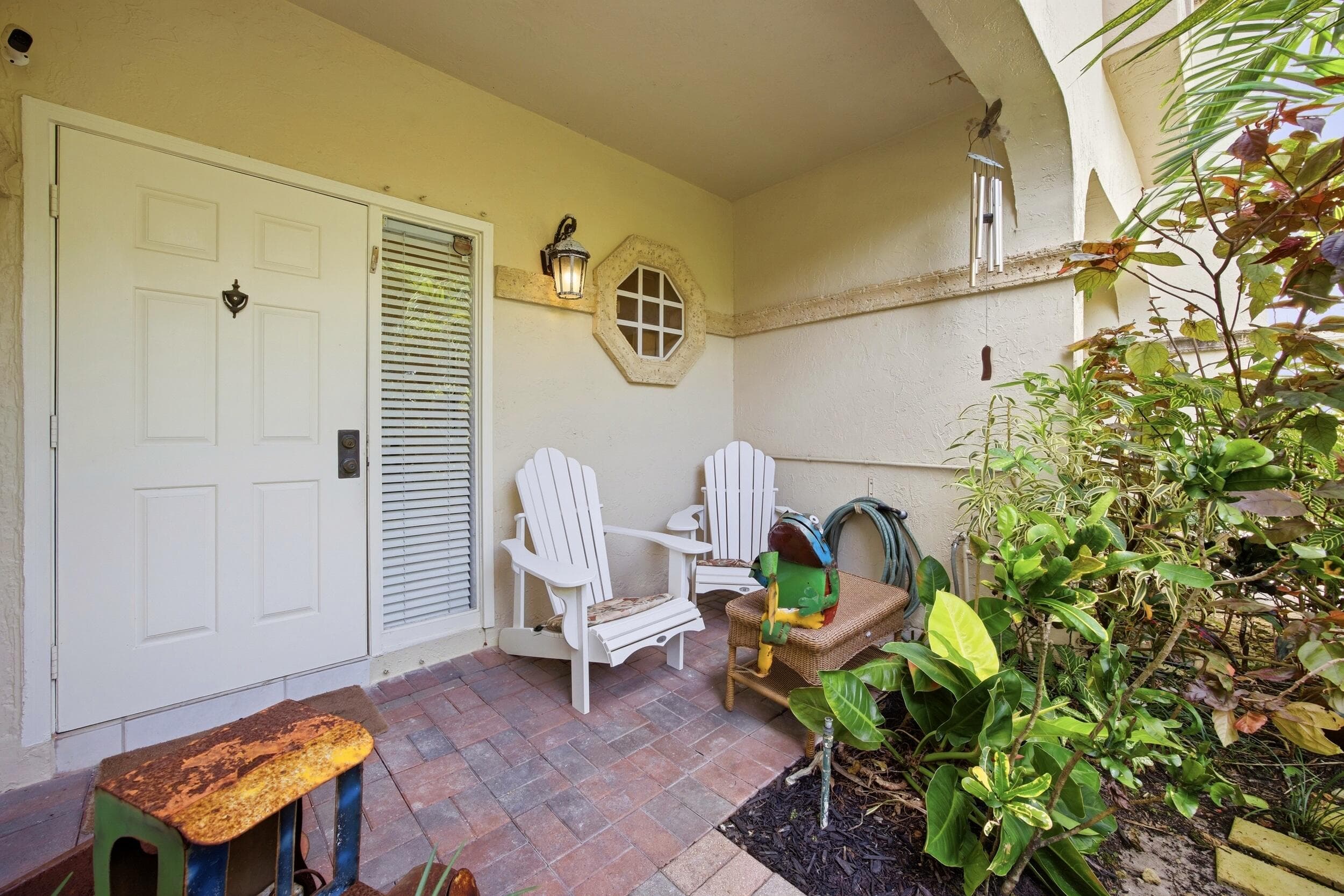 6738 Via Regina, Boca Raton, FL 33433 5