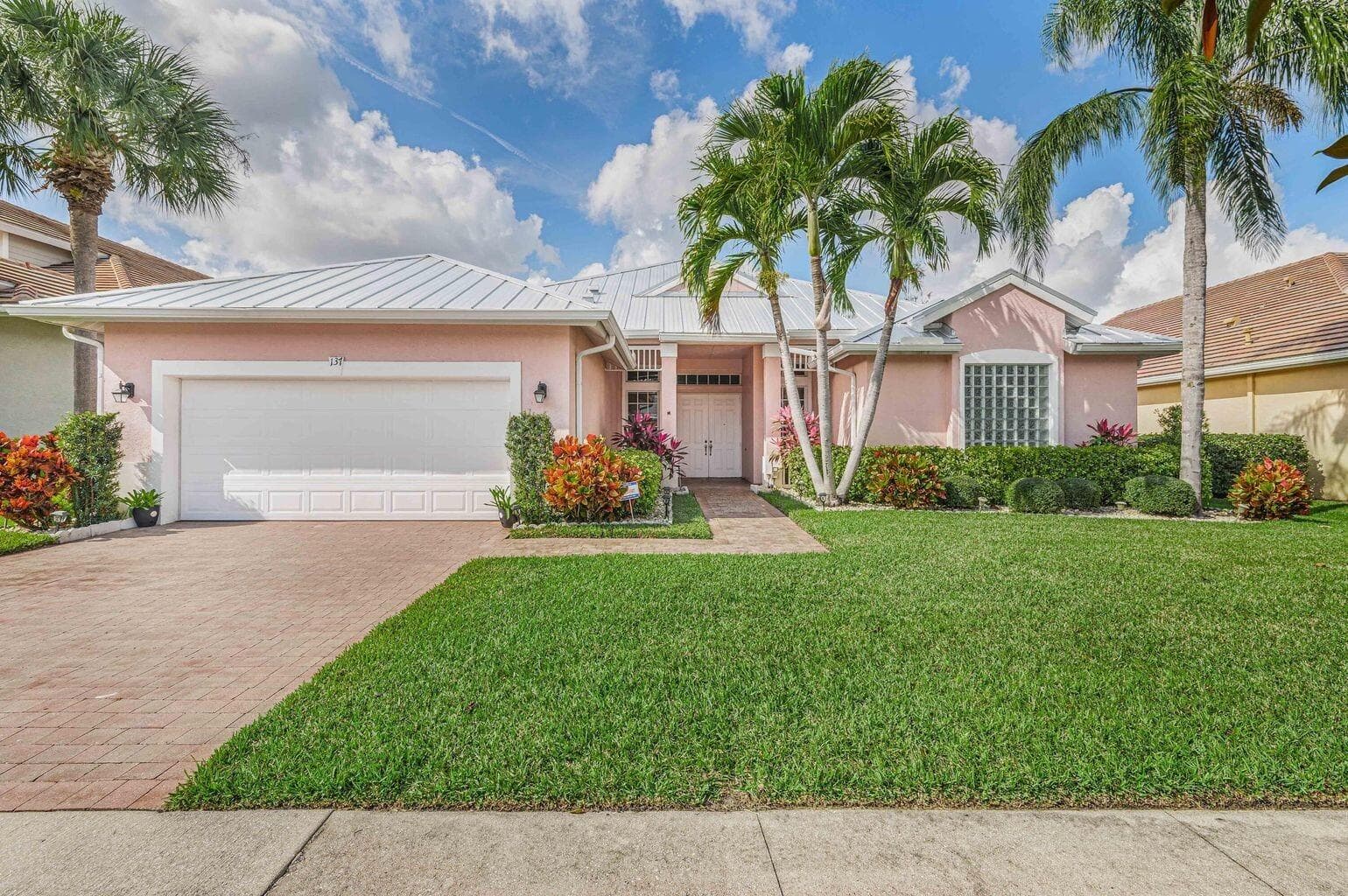 137 NW Magnolia Lakes Boulevard, Port St. Lucie, FL 34986