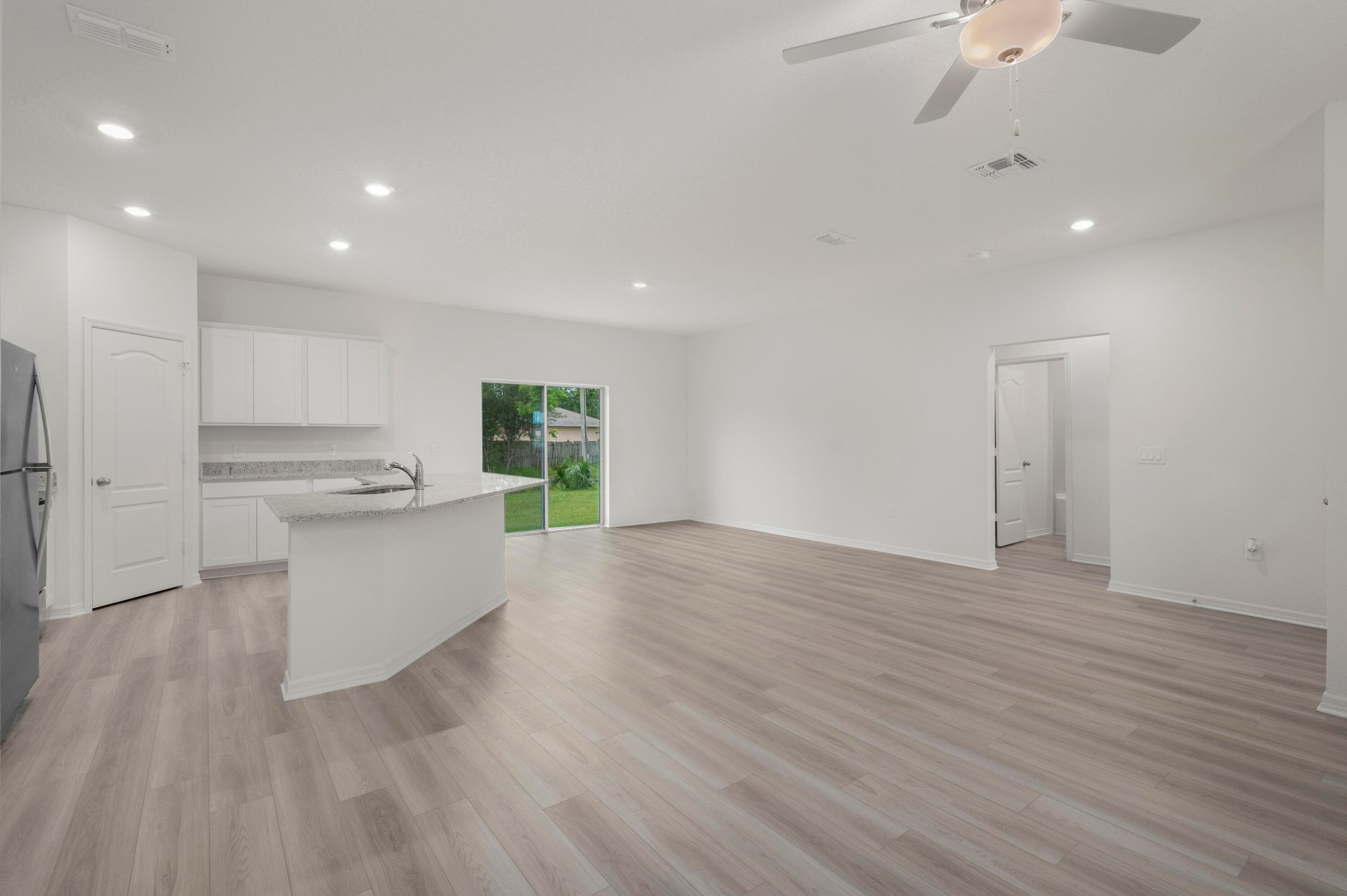 9375 103rd Avenue, Vero Beach, FL 32967 14