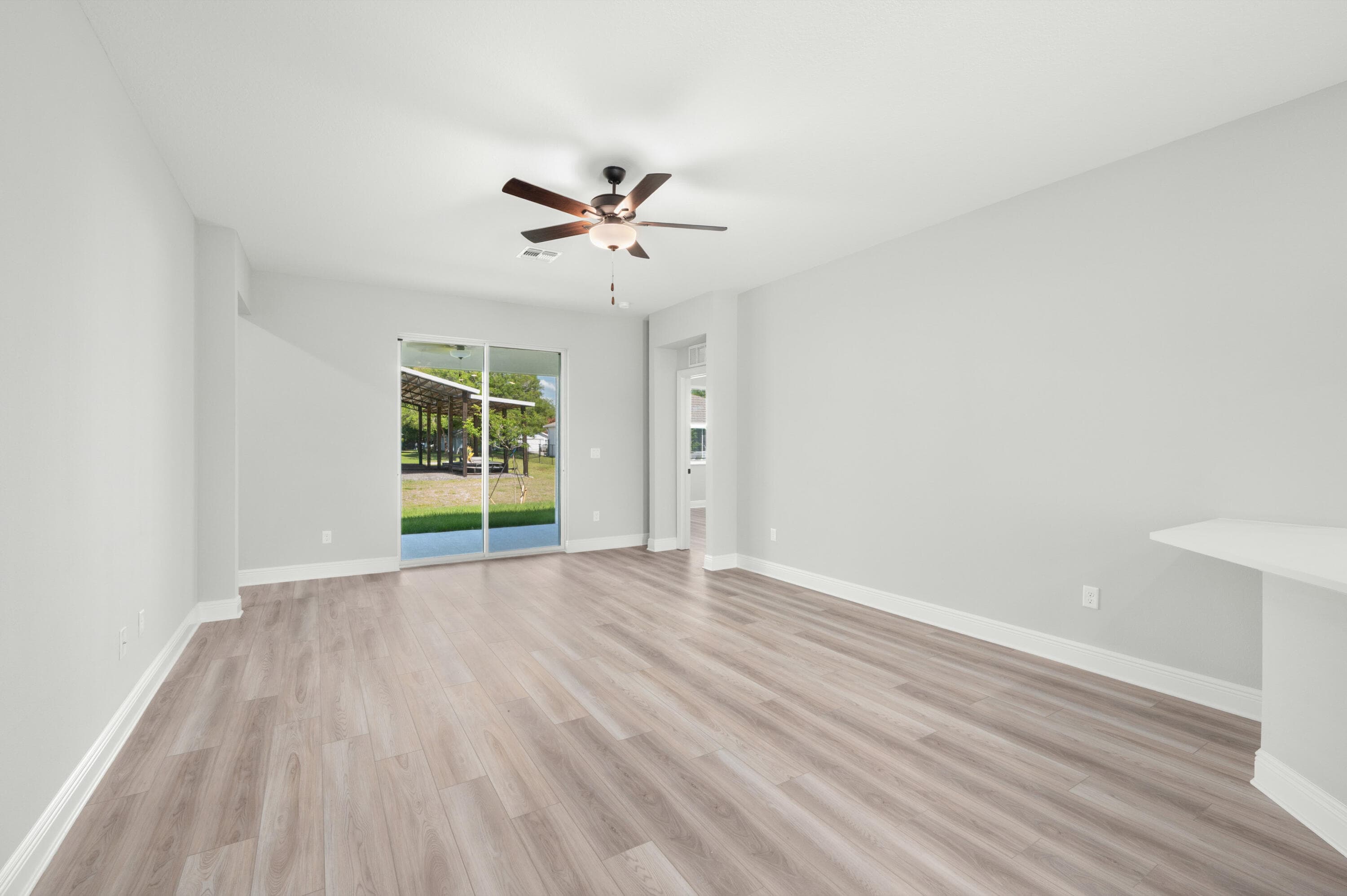 9335 101st Avenue, Vero Beach, FL 32967 12