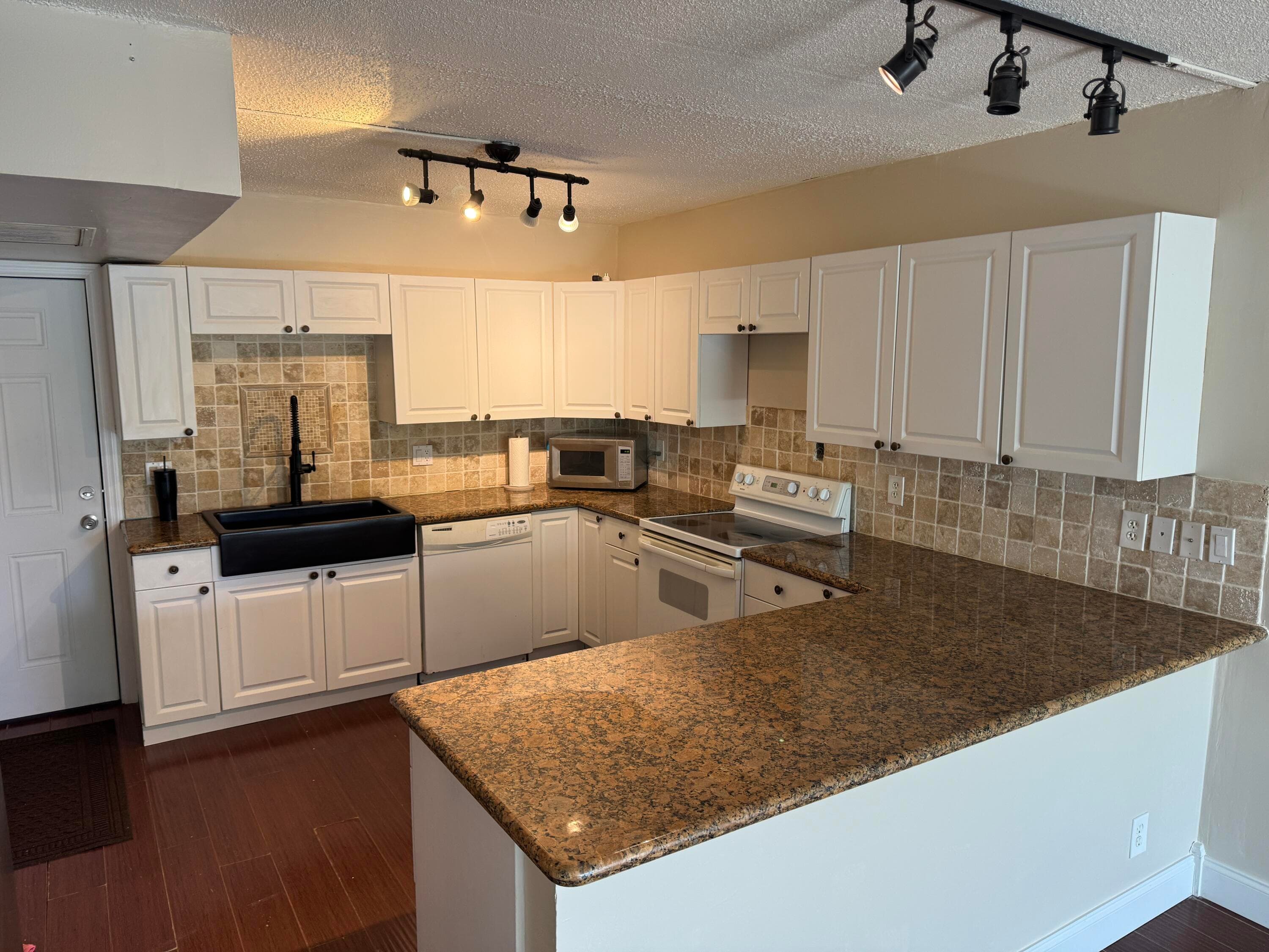 725 Hummingbird Way 210, North Palm Beach, FL 33408 15