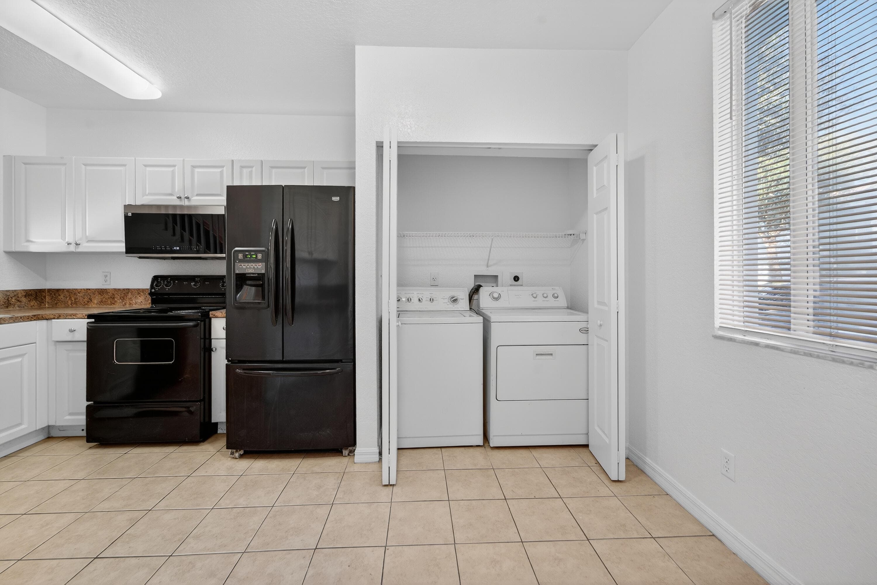 3635 Sonoma Drive, Riviera Beach, FL 33404 4