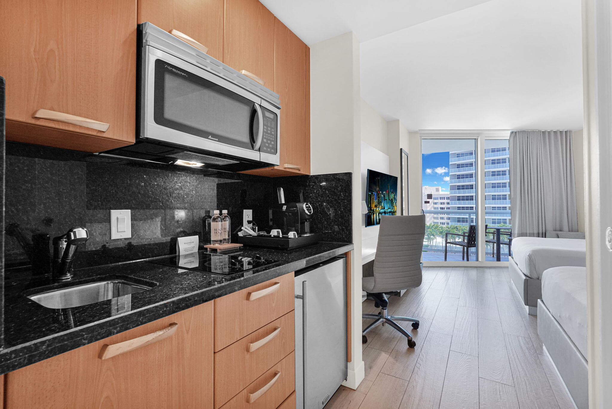 505 N Fort Lauderdale Beach Boulevard 915, Fort Lauderdale, FL 33304 23
