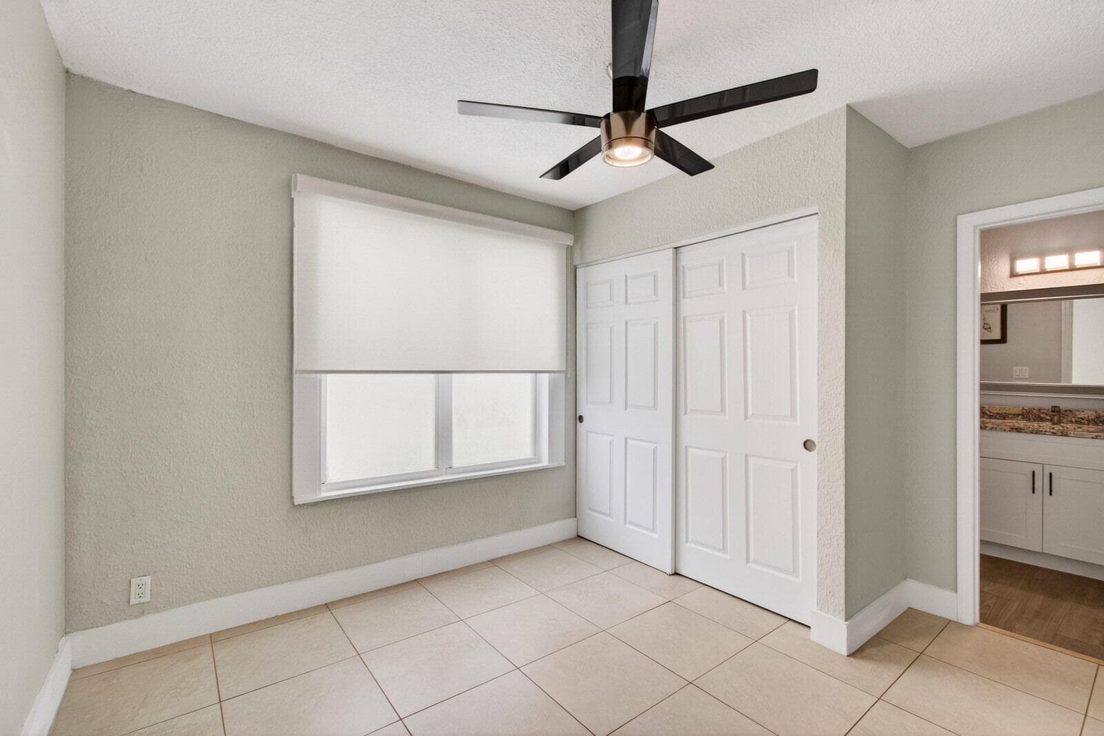 227 N M Street, Lake Worth Beach, FL 33460 19