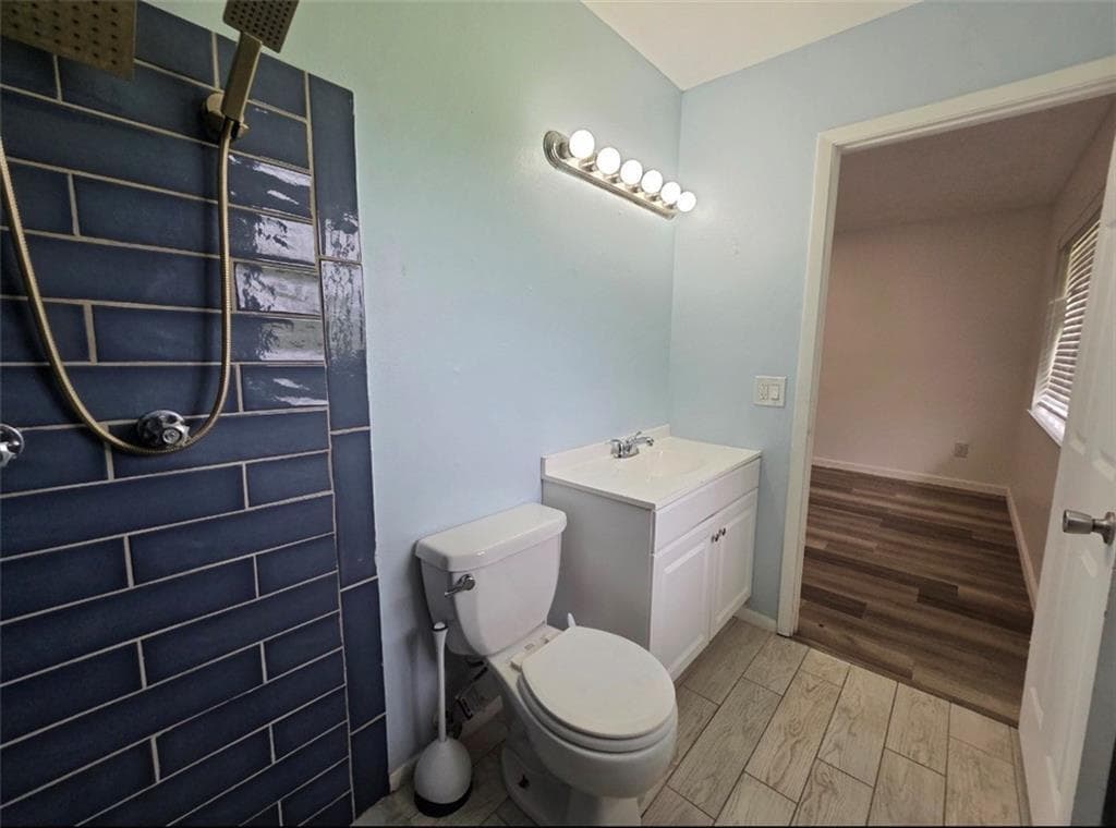 1918 SE West Dunbrooke Circle, Port St. Lucie, FL 34952 18