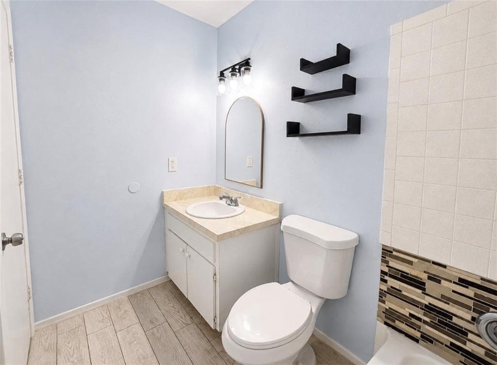 1918 SE West Dunbrooke Circle, Port St. Lucie, FL 34952 19