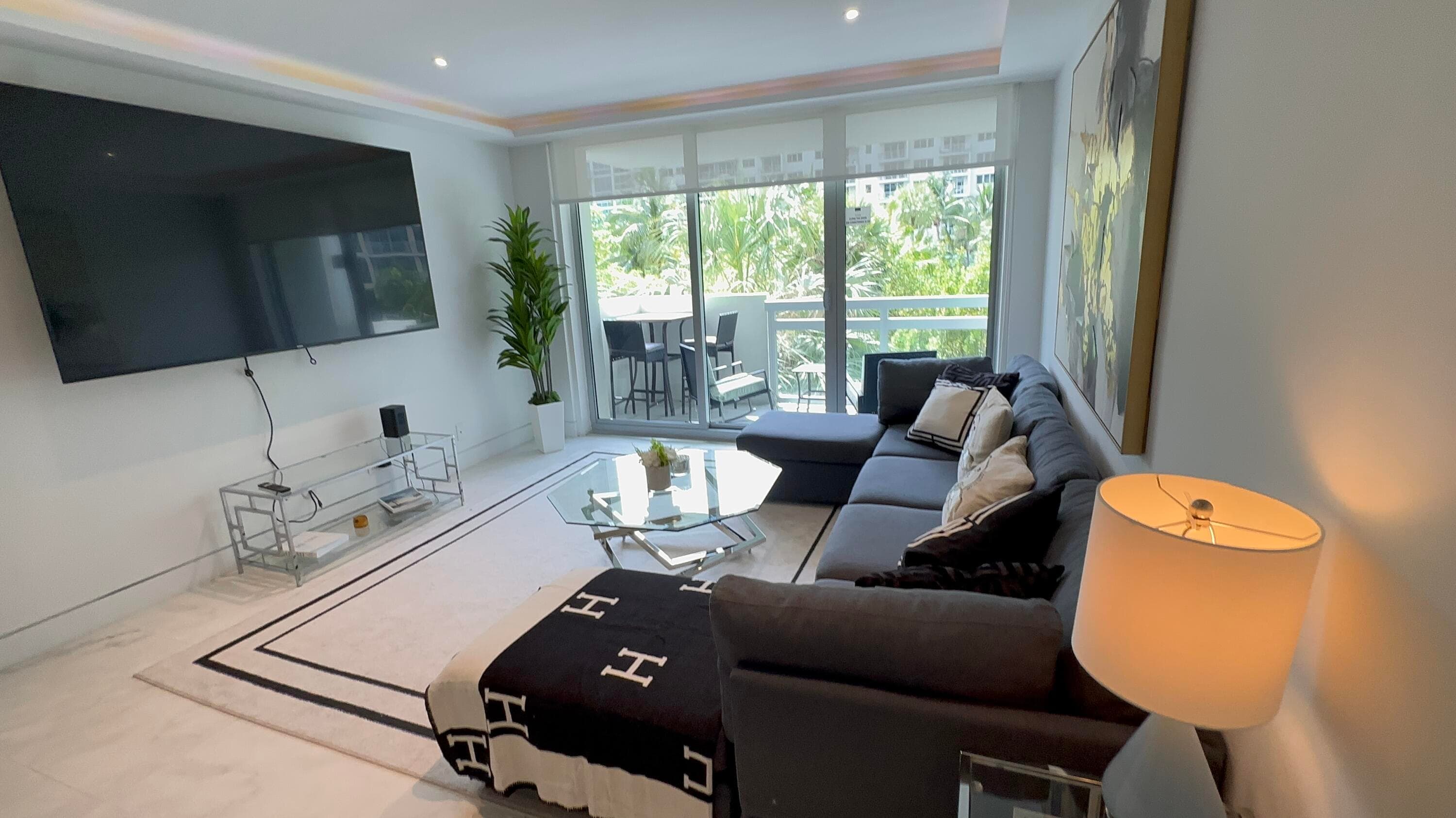 1500 Bay Road 364, Miami Beach, FL 33139 52