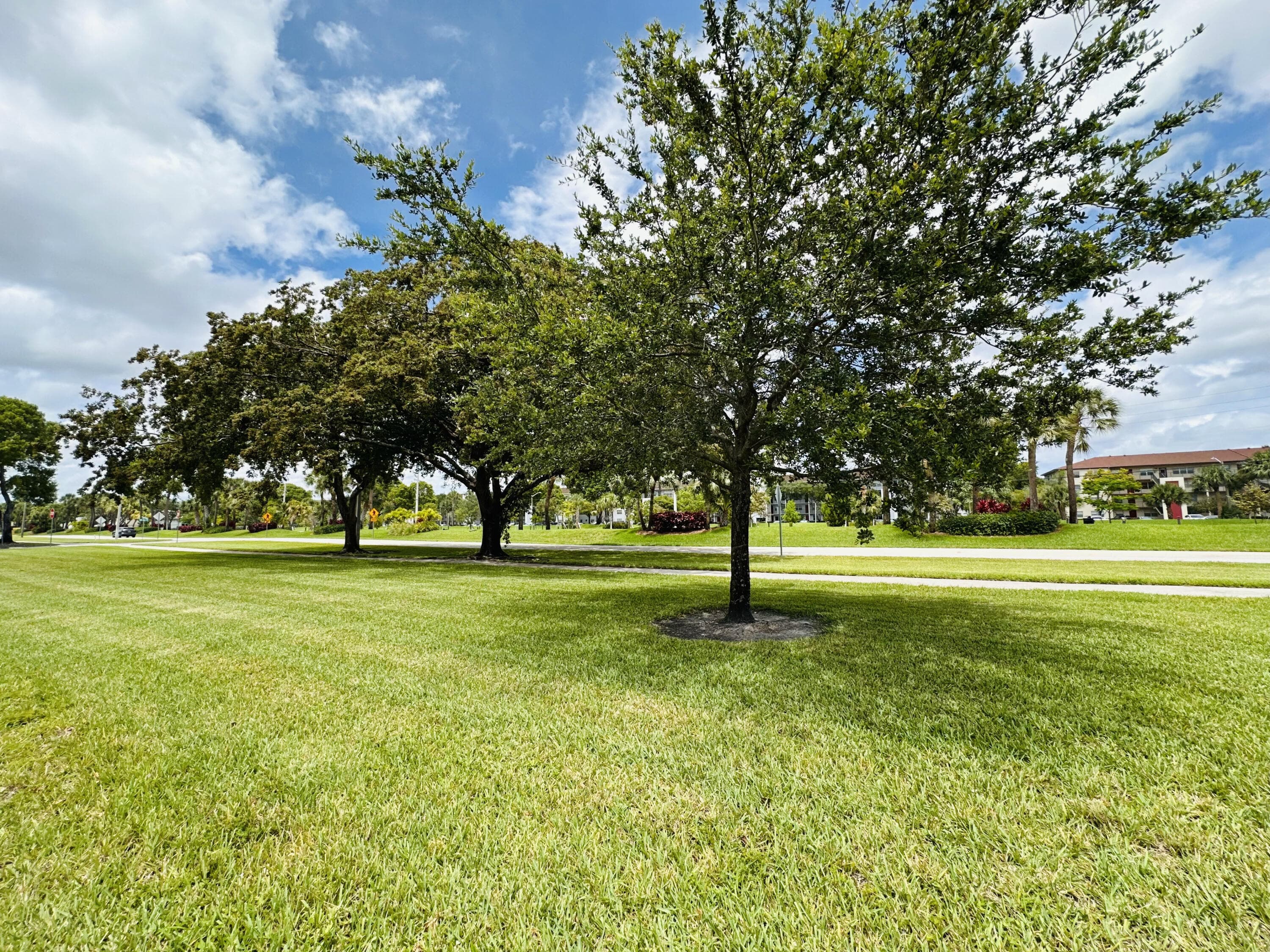 1400 SW 137 Avenue 107f, Pembroke Pines, FL 33027 24