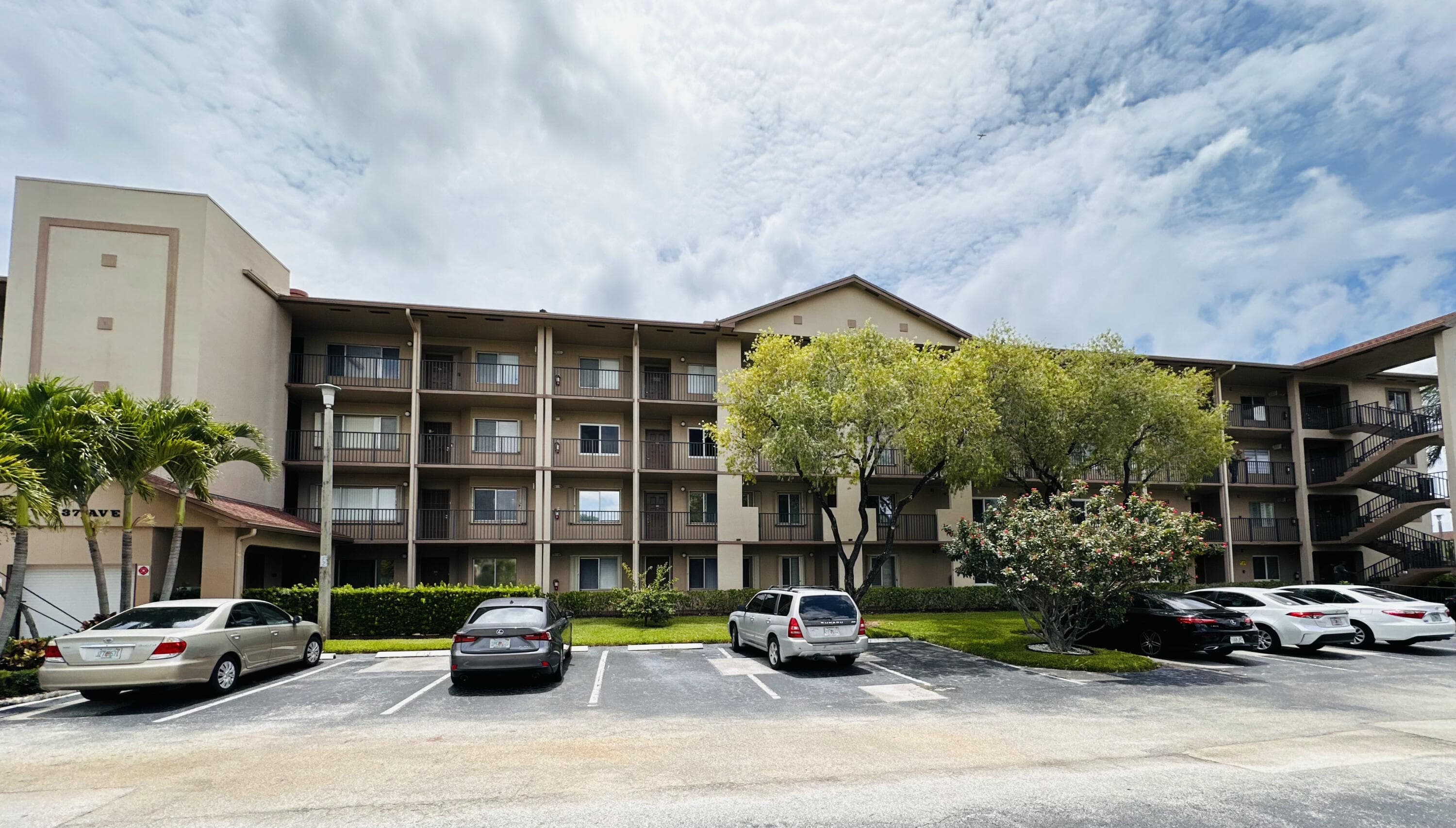 1400 SW 137 Avenue 107f, Pembroke Pines, FL 33027 25