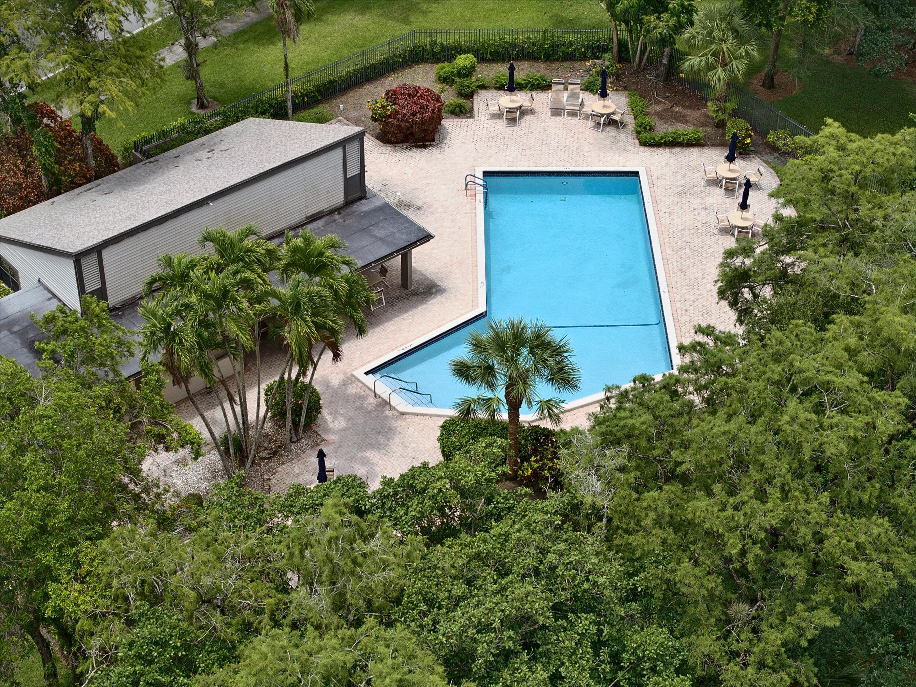 4413 NW 22nd Road 404, Coconut Creek, FL 33066 34