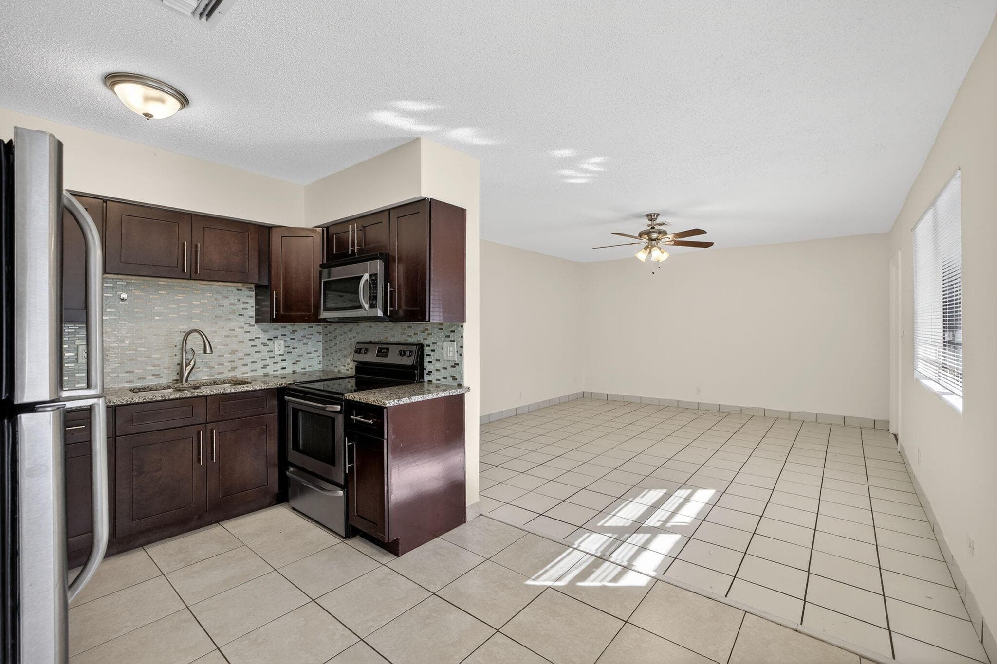 2500 SW 18th Terrace 3, Fort Lauderdale, FL 33315 14