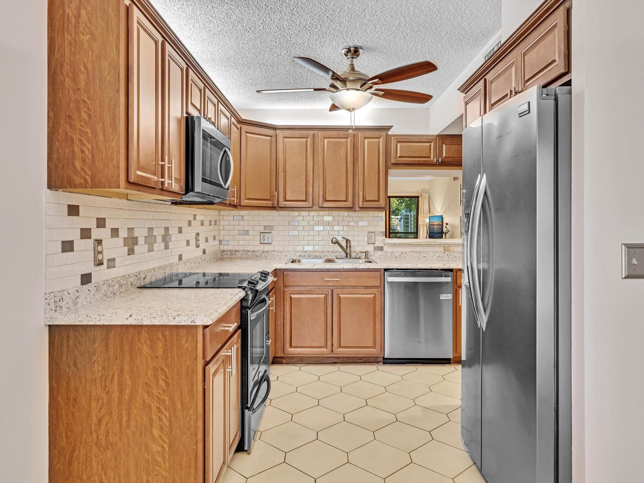 10143 Mangrove Drive 203, Boynton Beach, FL 33437 6