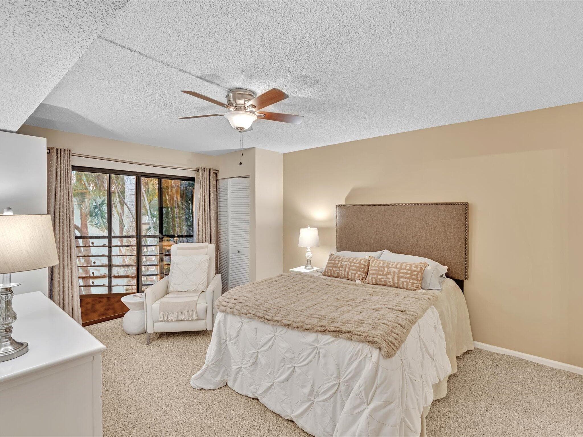 10143 Mangrove Drive 203, Boynton Beach, FL 33437 33