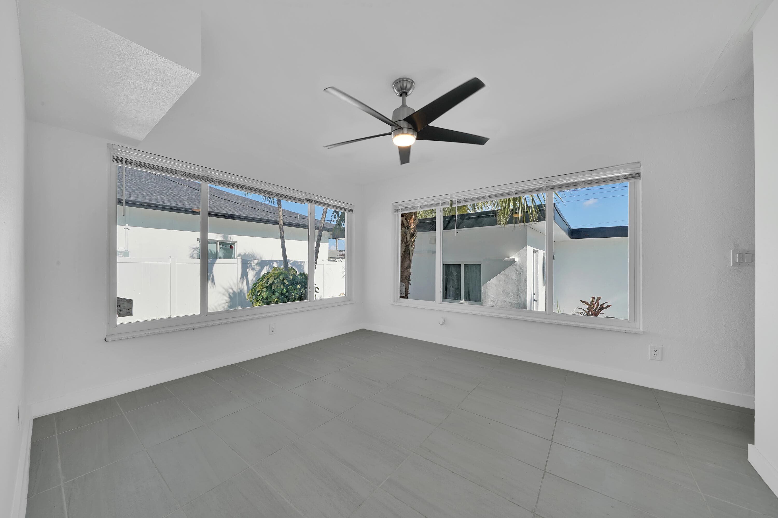 1108 NE 16th Street, Fort Lauderdale, FL 33304 23