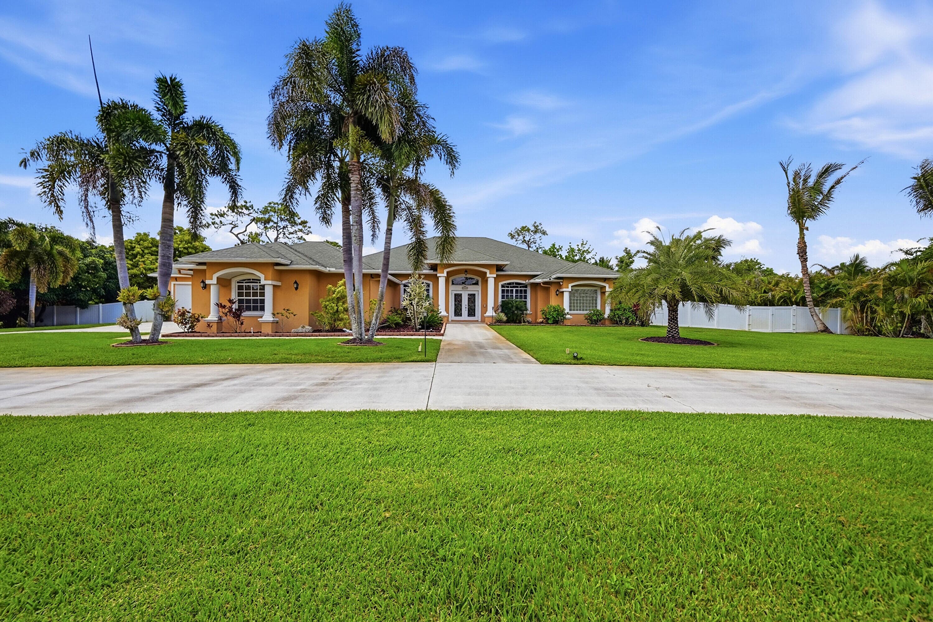14310 N 85th Rd Road N, The Acreage, FL 33470 2
