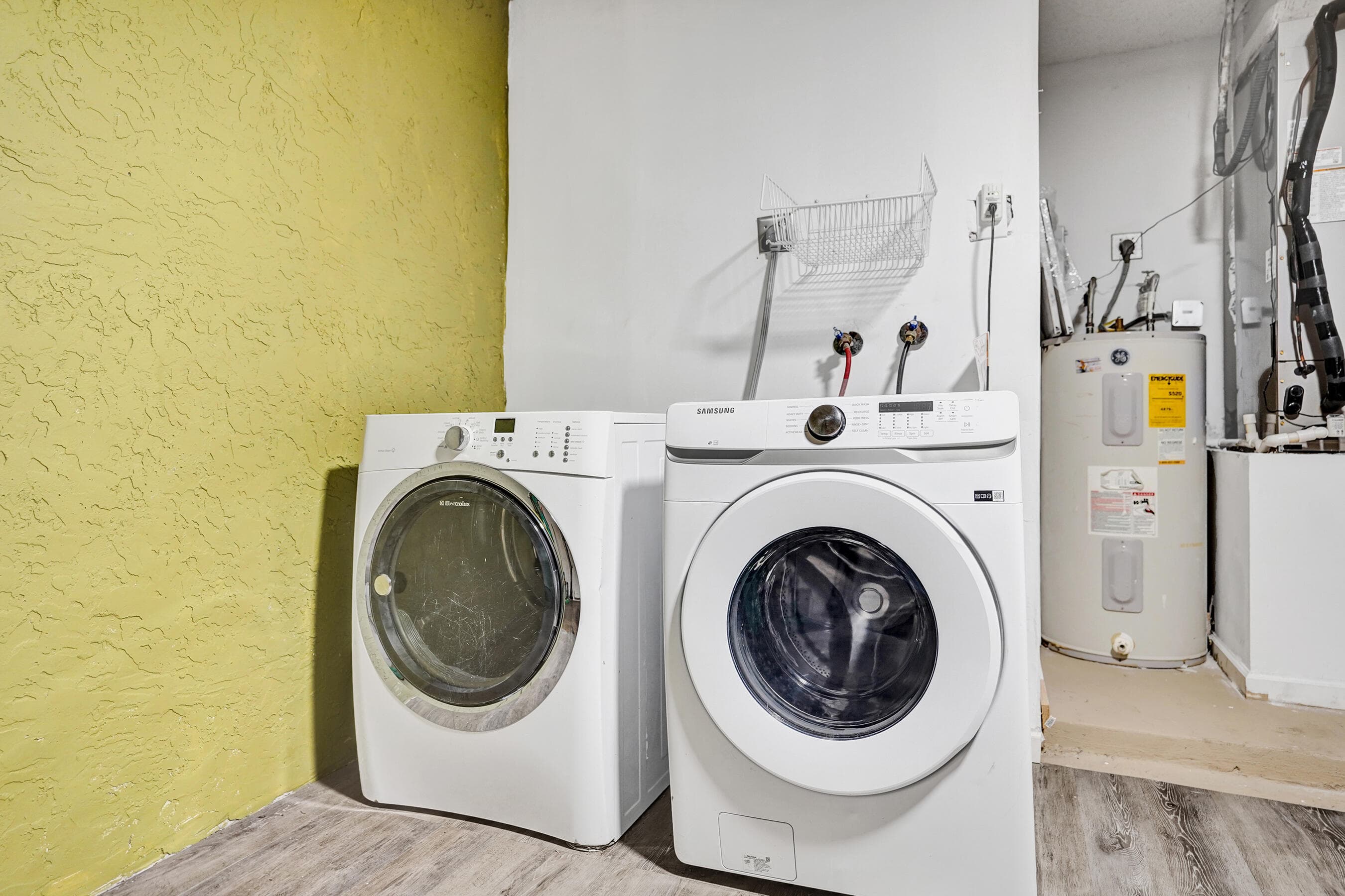 820 NW 21st Way 820, Delray Beach, FL 33445 23