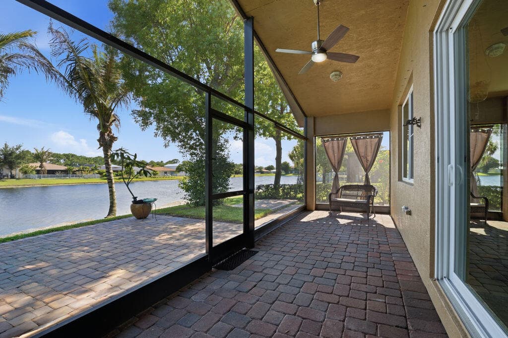 2165 SW Newport Isles Boulevard, Port St. Lucie, FL 34953 6