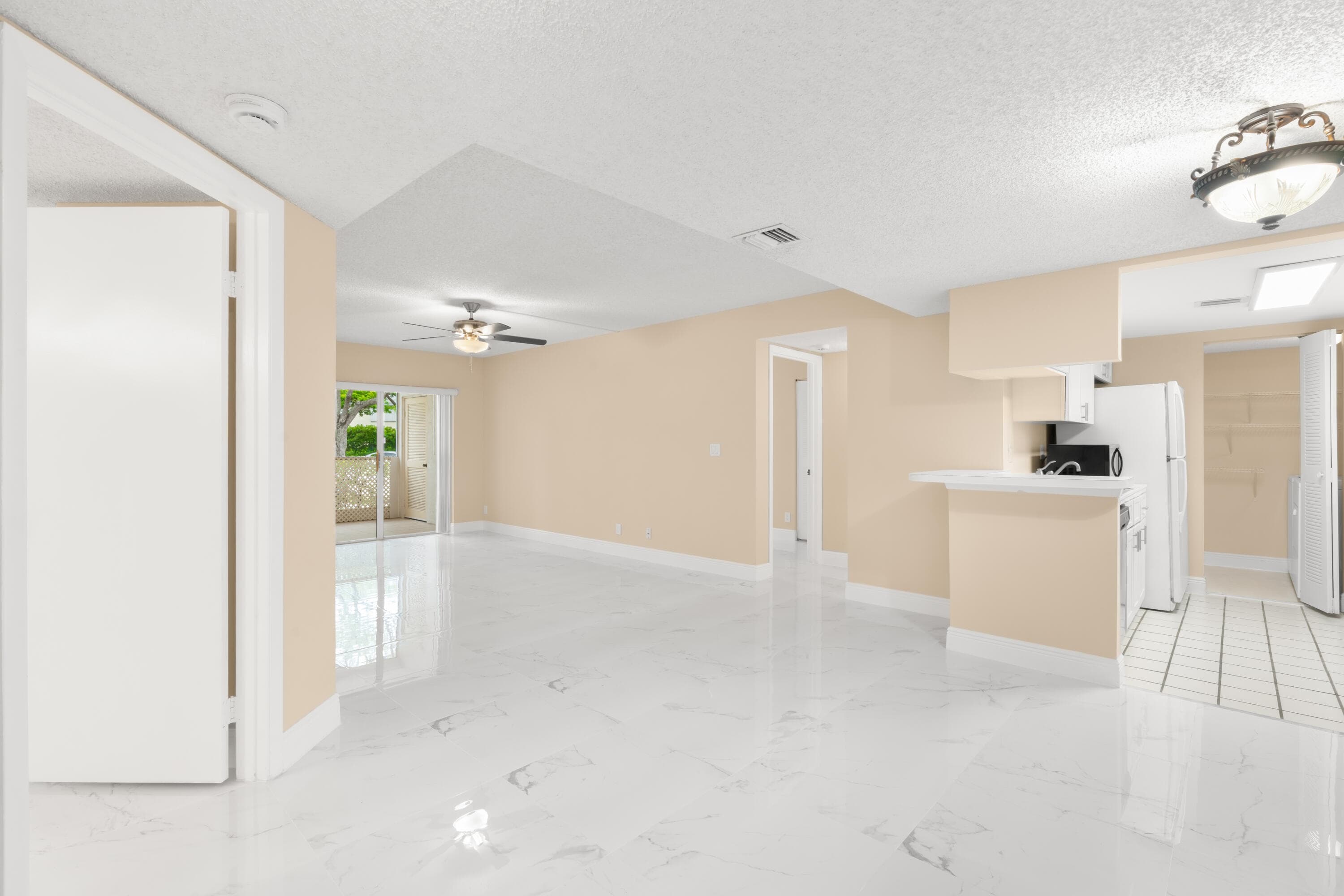 9855 Westview Drive 714, Coral Springs, FL 33076 2