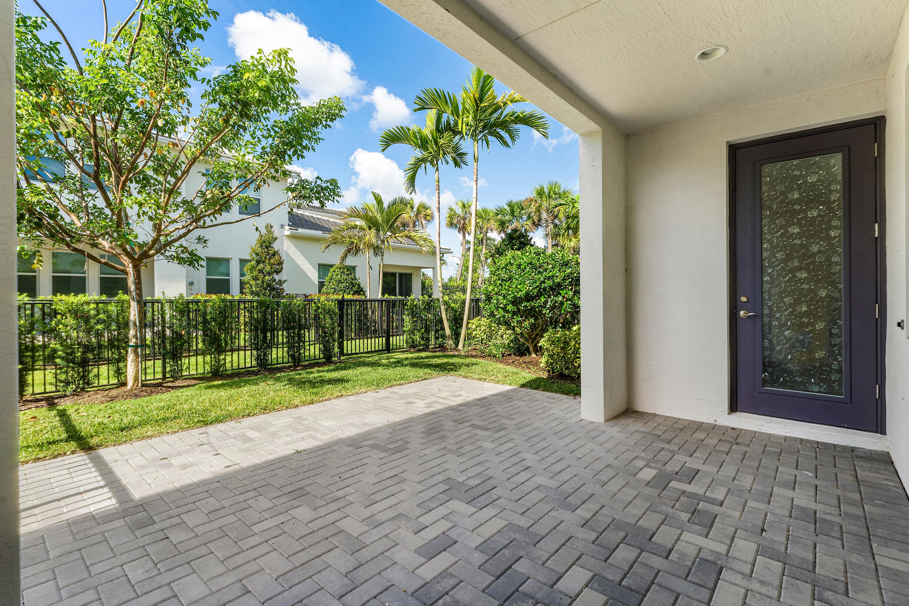 16474 Helix Court, The Acreage, FL 33470 32