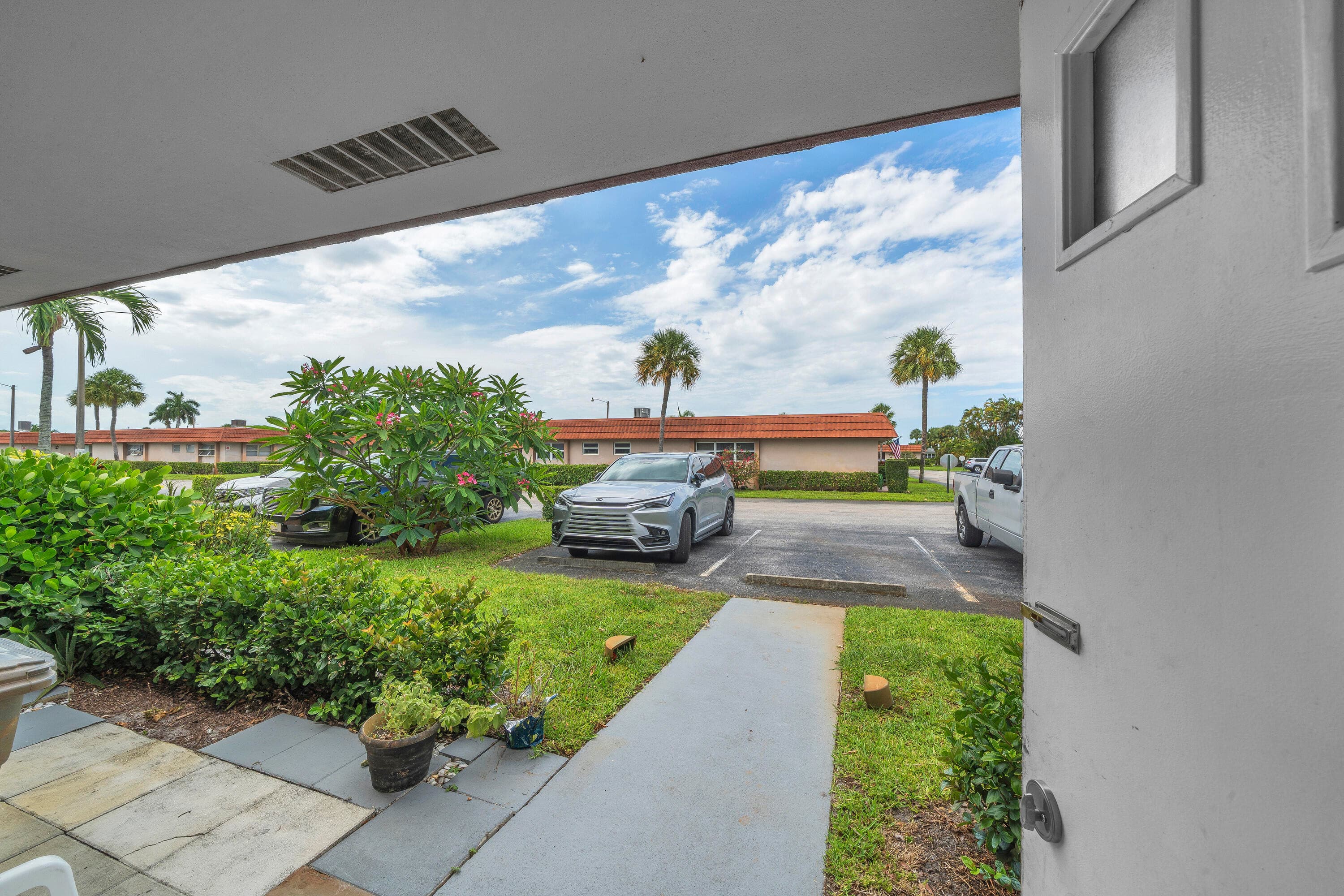 5775 W Fernley Dr Drive W 76, West Palm Beach, FL 33415 36