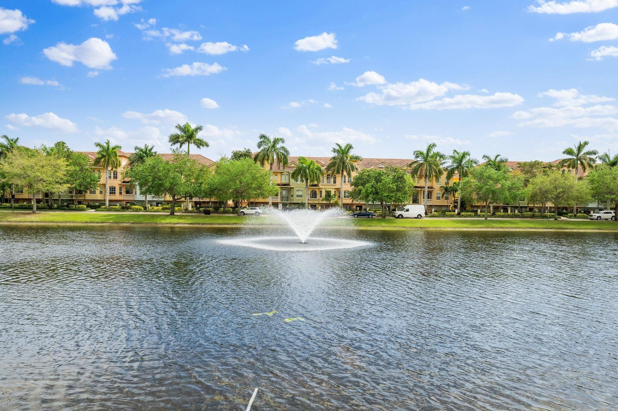 2805 Veronia Drive 107, Palm Beach Gardens, FL 33410 3