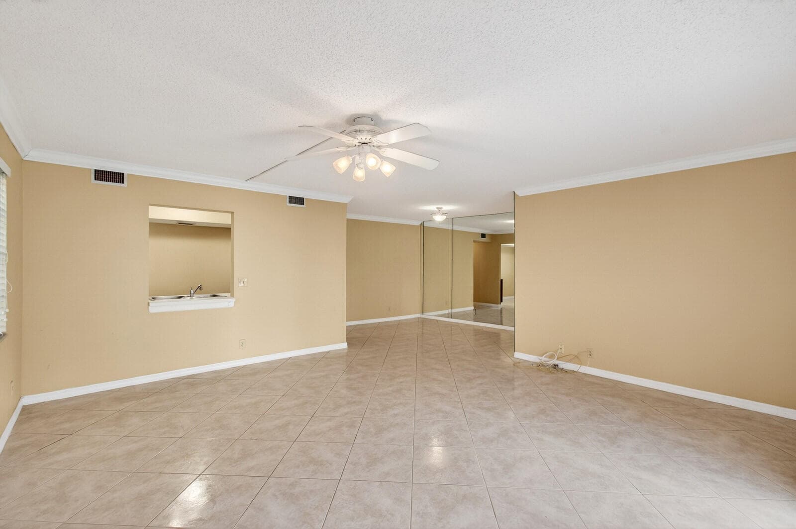 3951 NE 19th Road 1701, Pompano Beach, FL 33064 24