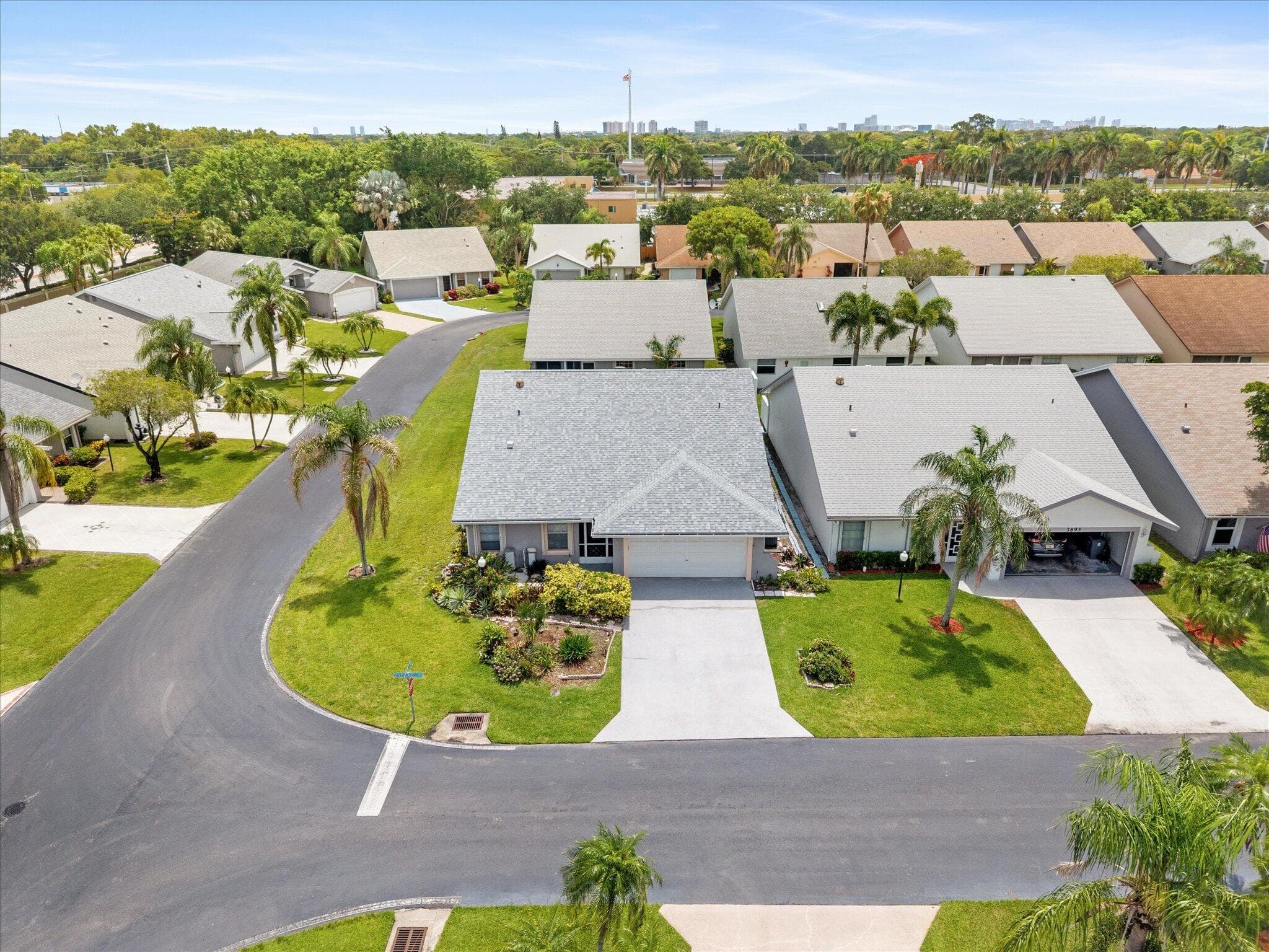 3897 Dafilee Circle, West Palm Beach, FL 33417 40