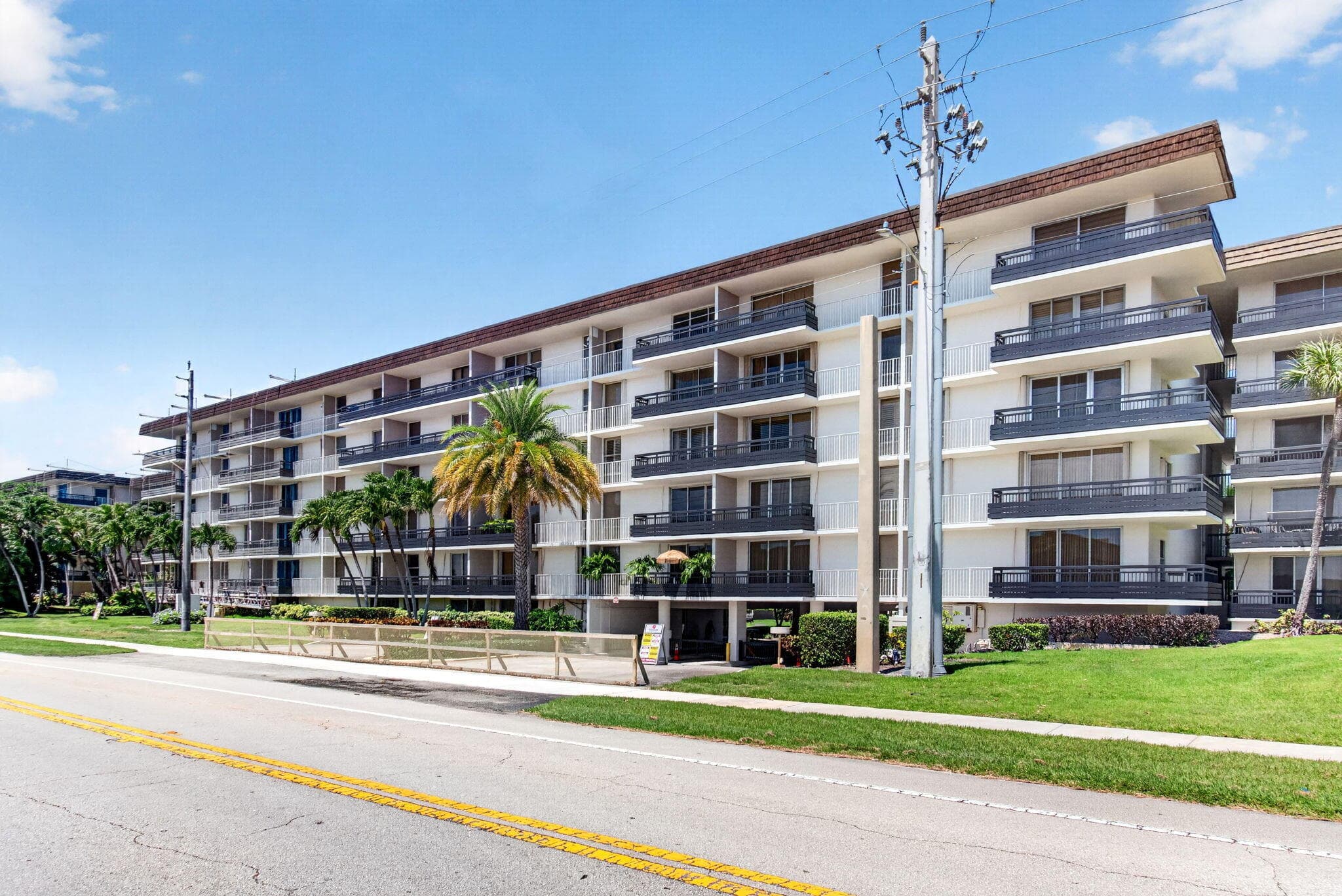 555 NW 4 Avenue 4230, Boca Raton, FL 33432 38