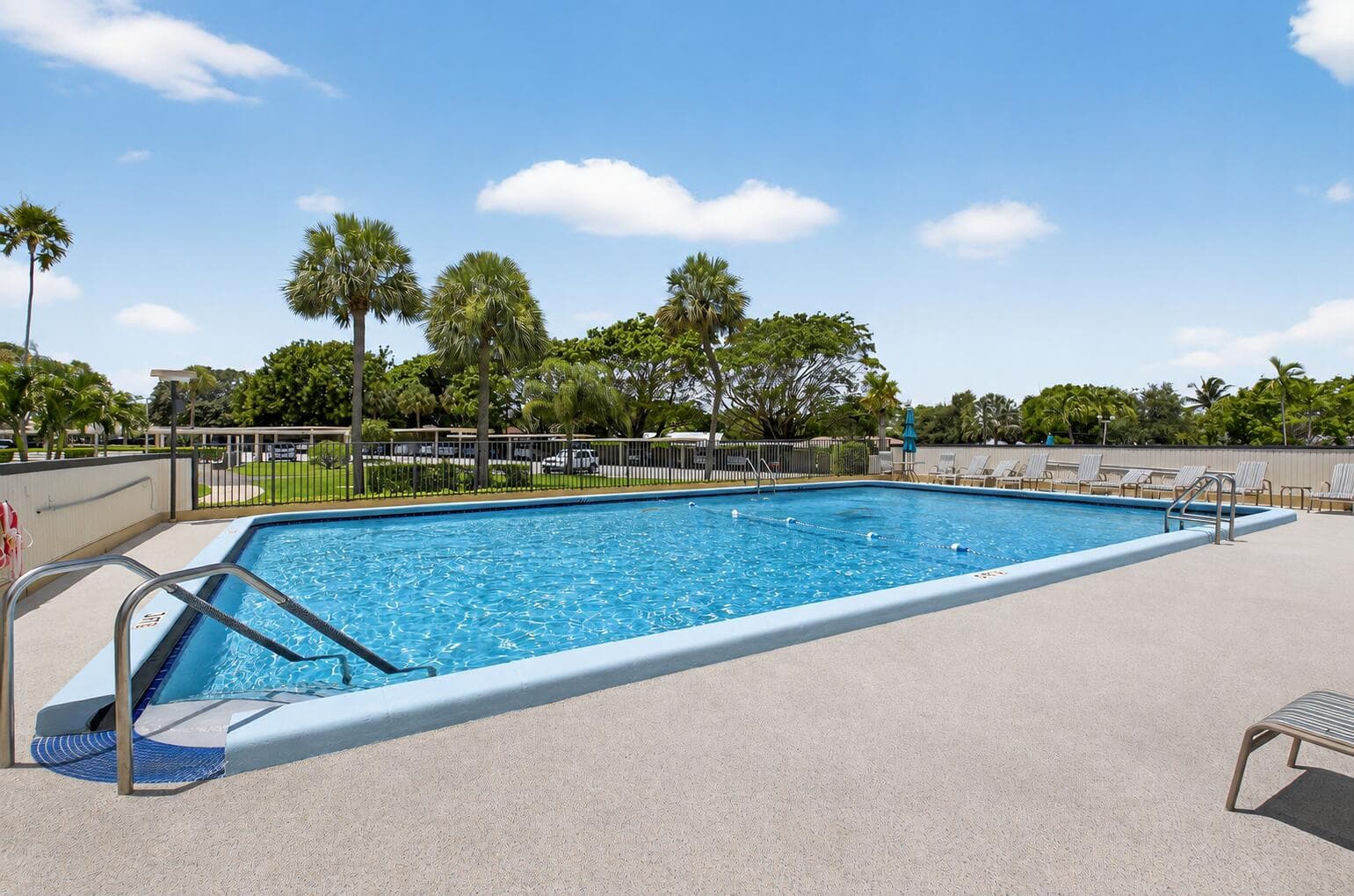 555 NW 4 Avenue 4230, Boca Raton, FL 33432 39