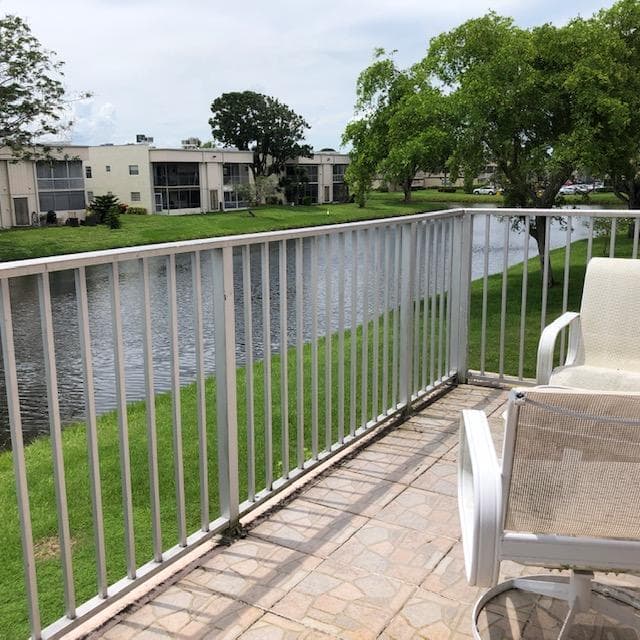 370 Saxony Trail, Delray Beach, FL 33446 8