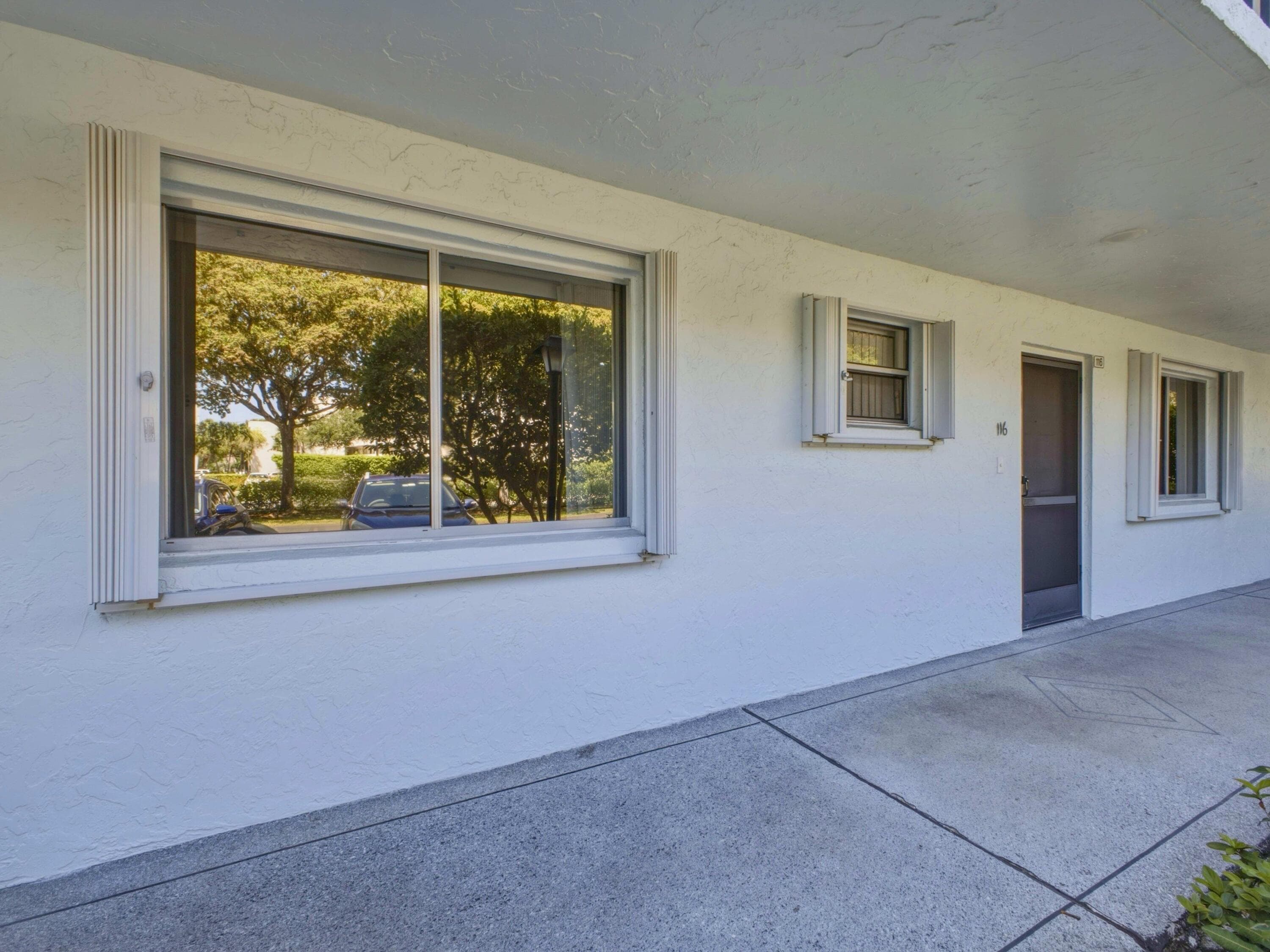 6698 N 10th Avenue N 116, Lake Worth, FL 33467 25