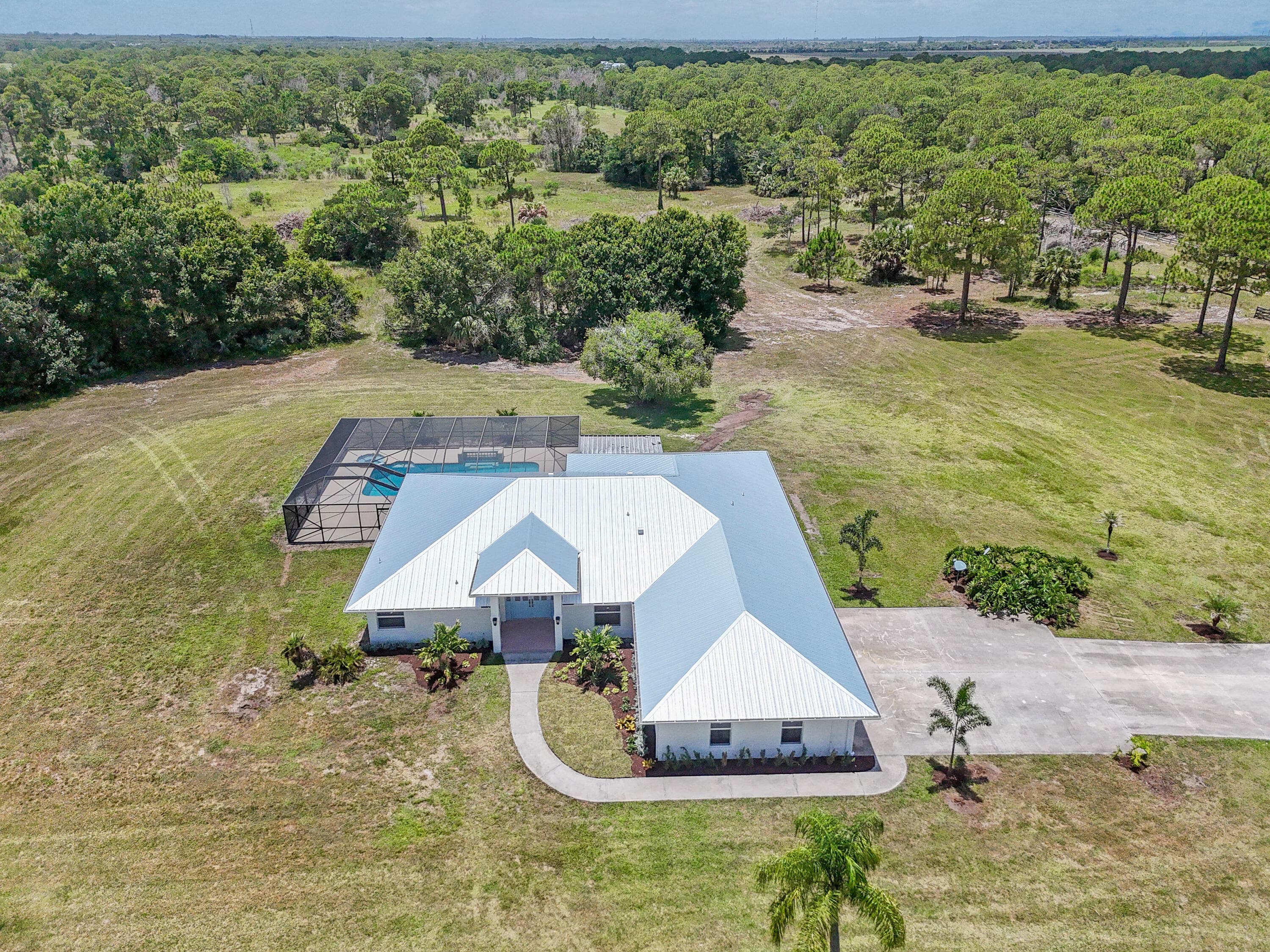 425 N Ffa Road, Fort Pierce, FL 34945 11