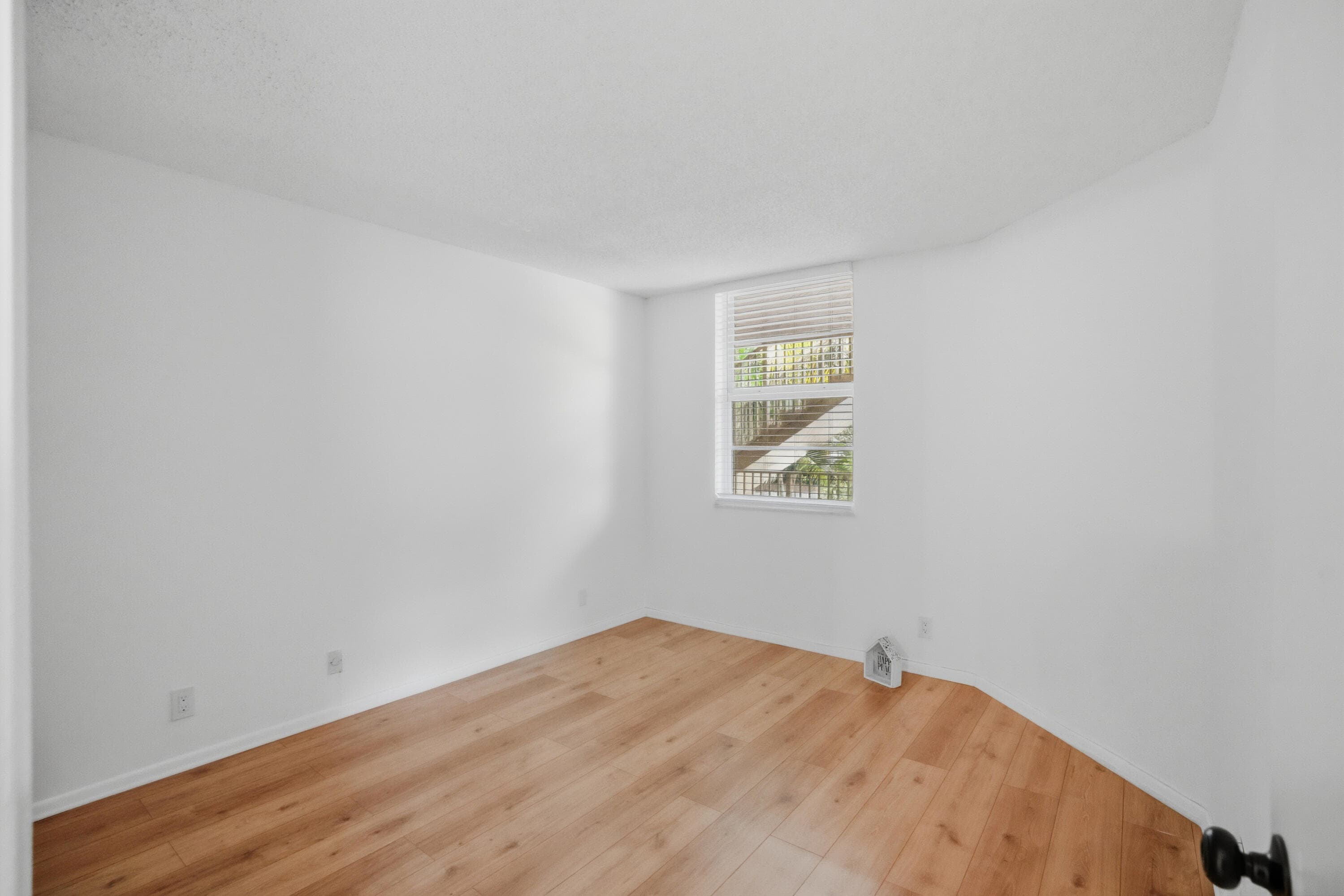 8296 NW 24th Street 8296, Coral Springs, FL 33065 13