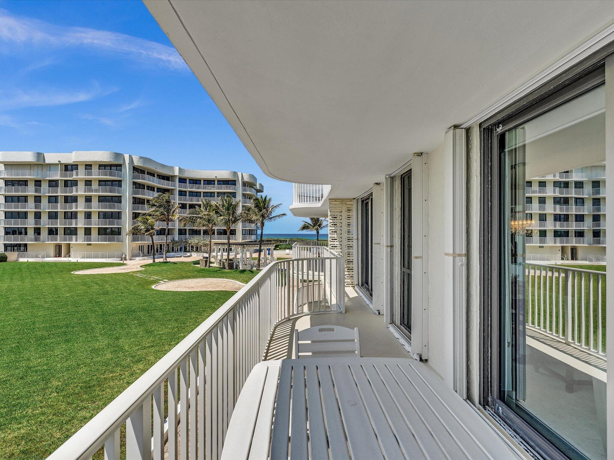 3360 S Ocean Boulevard 2a, Palm Beach, FL 33480 24