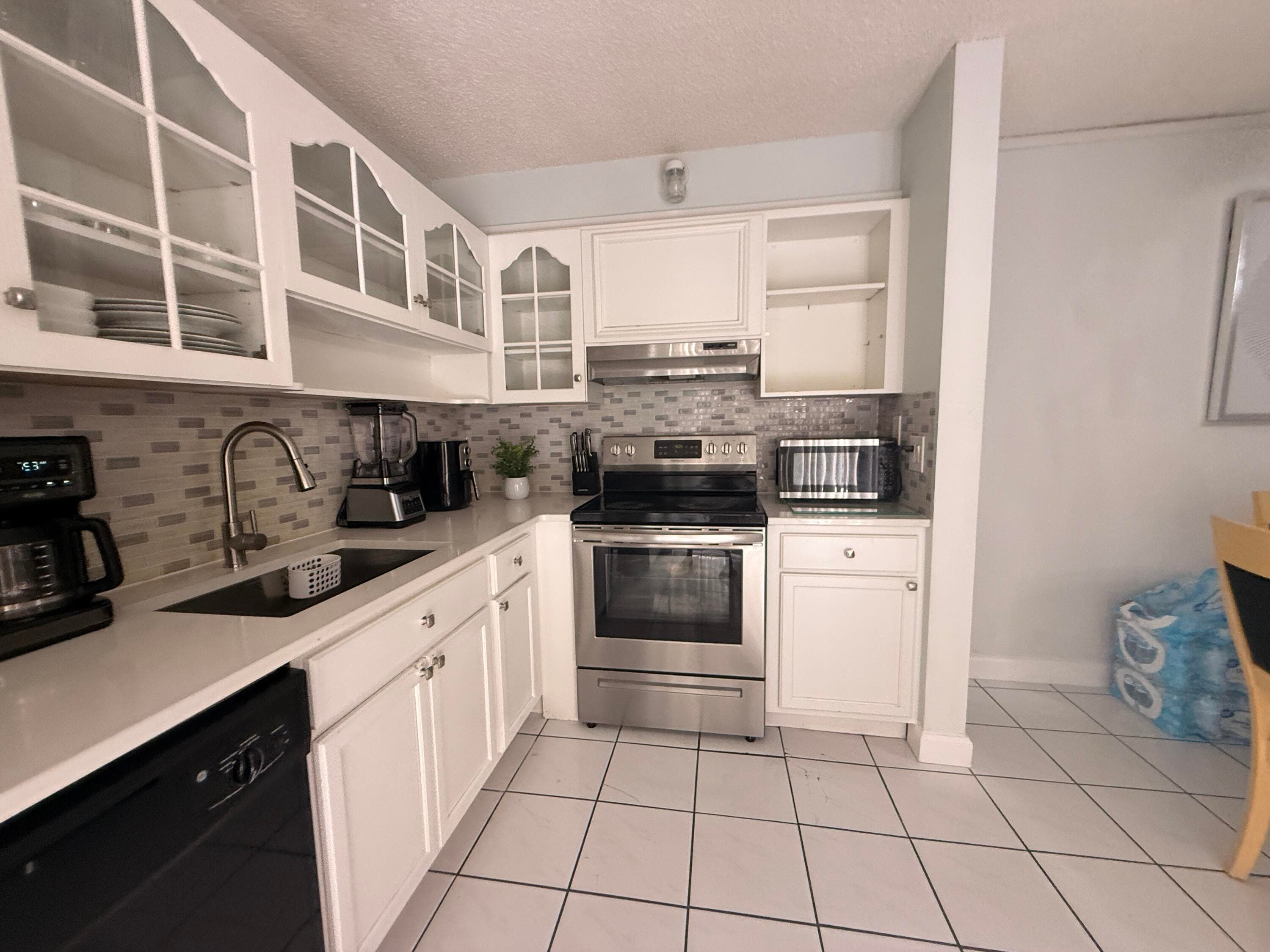 1684 Forest Lakes Circle A, West Palm Beach, FL 33406 113