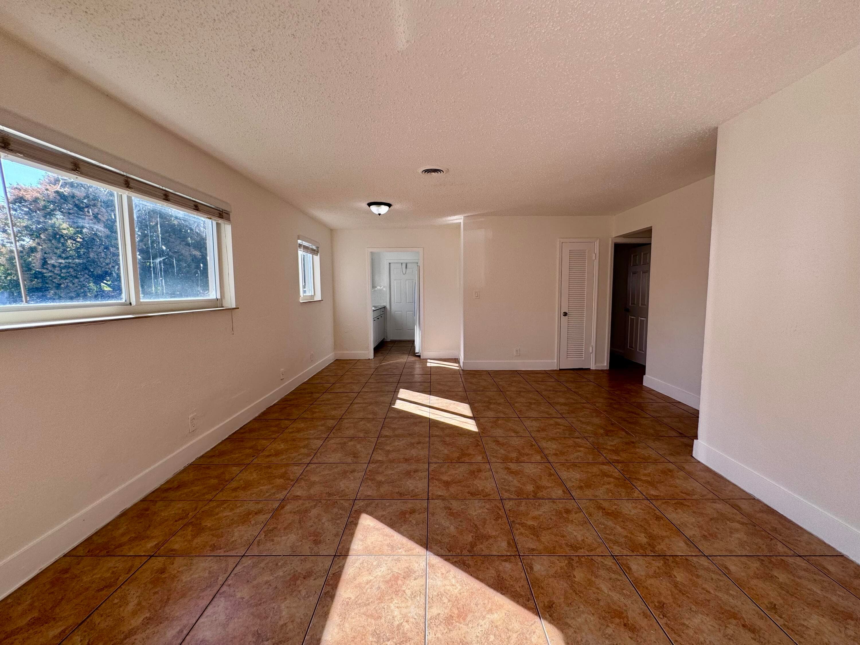 3101 NE 7th Avenue B, Pompano Beach, FL 33064 28