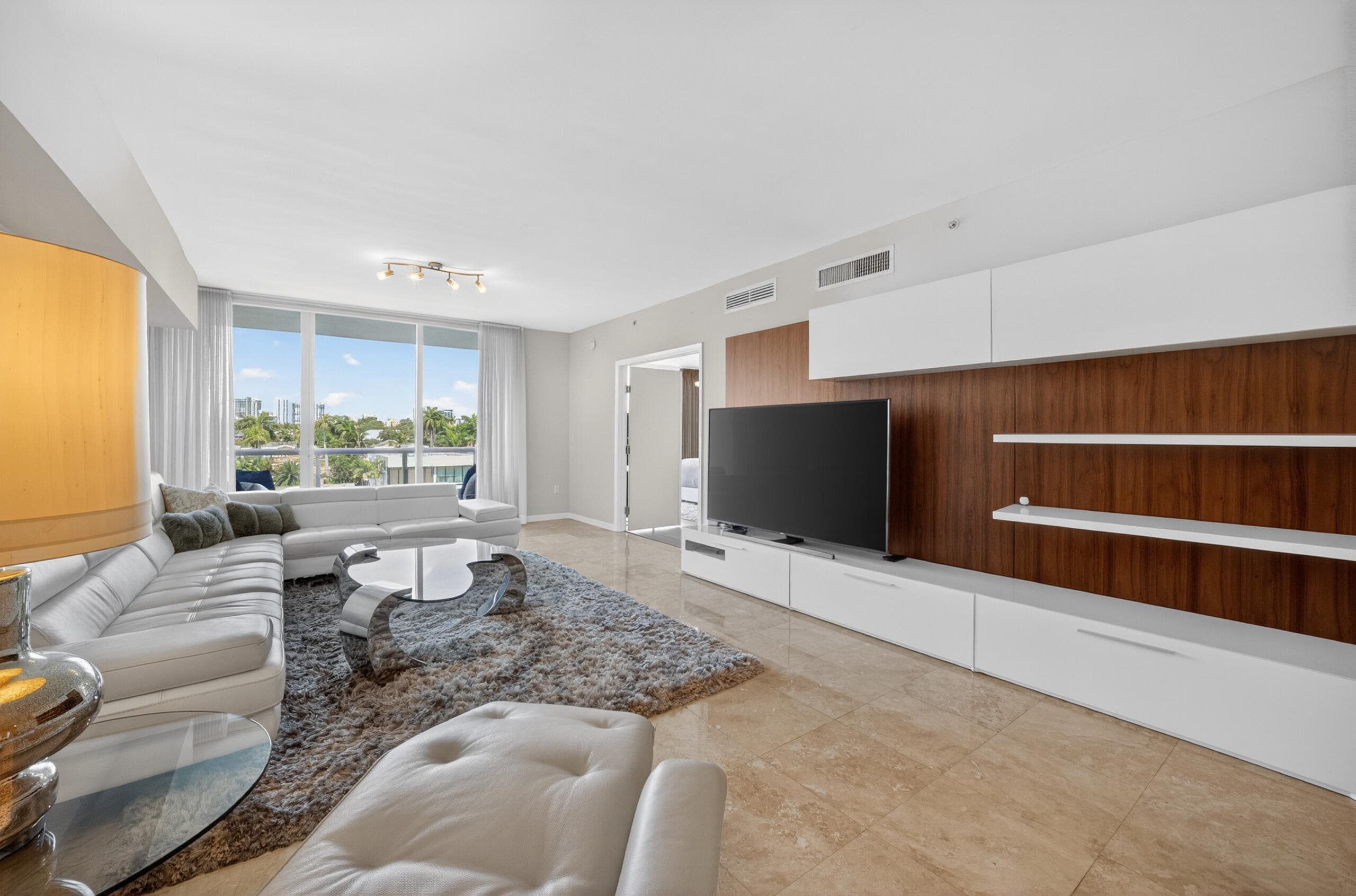 45 Hendricks Isle 403, Fort Lauderdale, FL 33301 31
