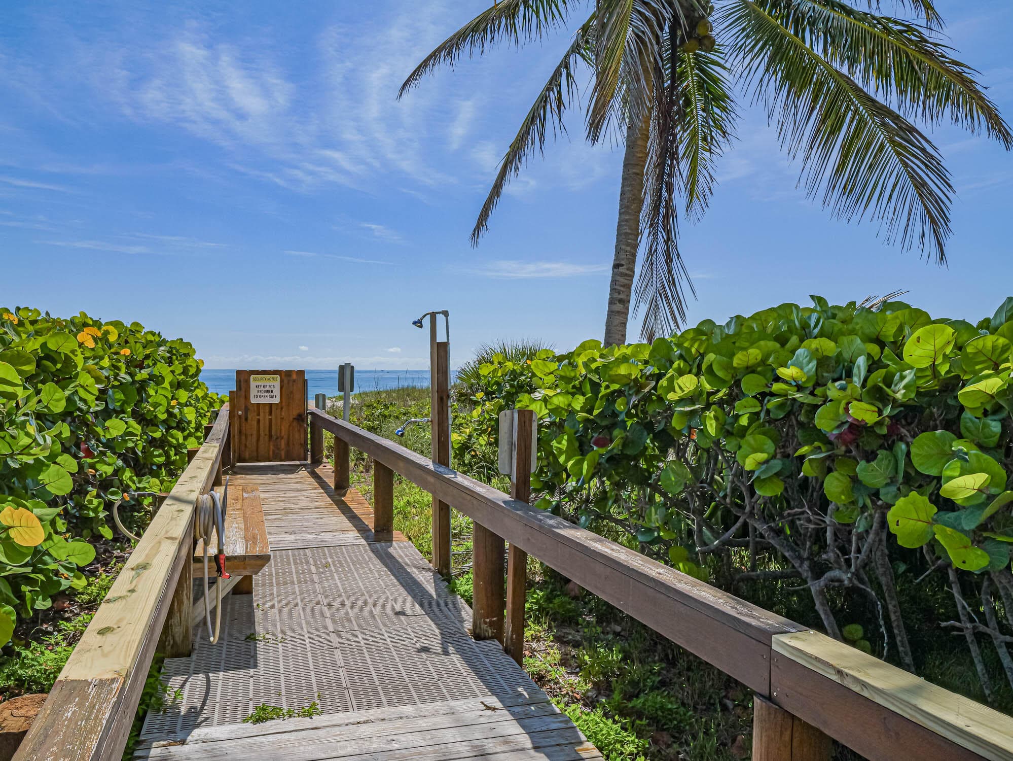 3200 N Highway A1a 102, Hutchinson Island, FL 34949 17