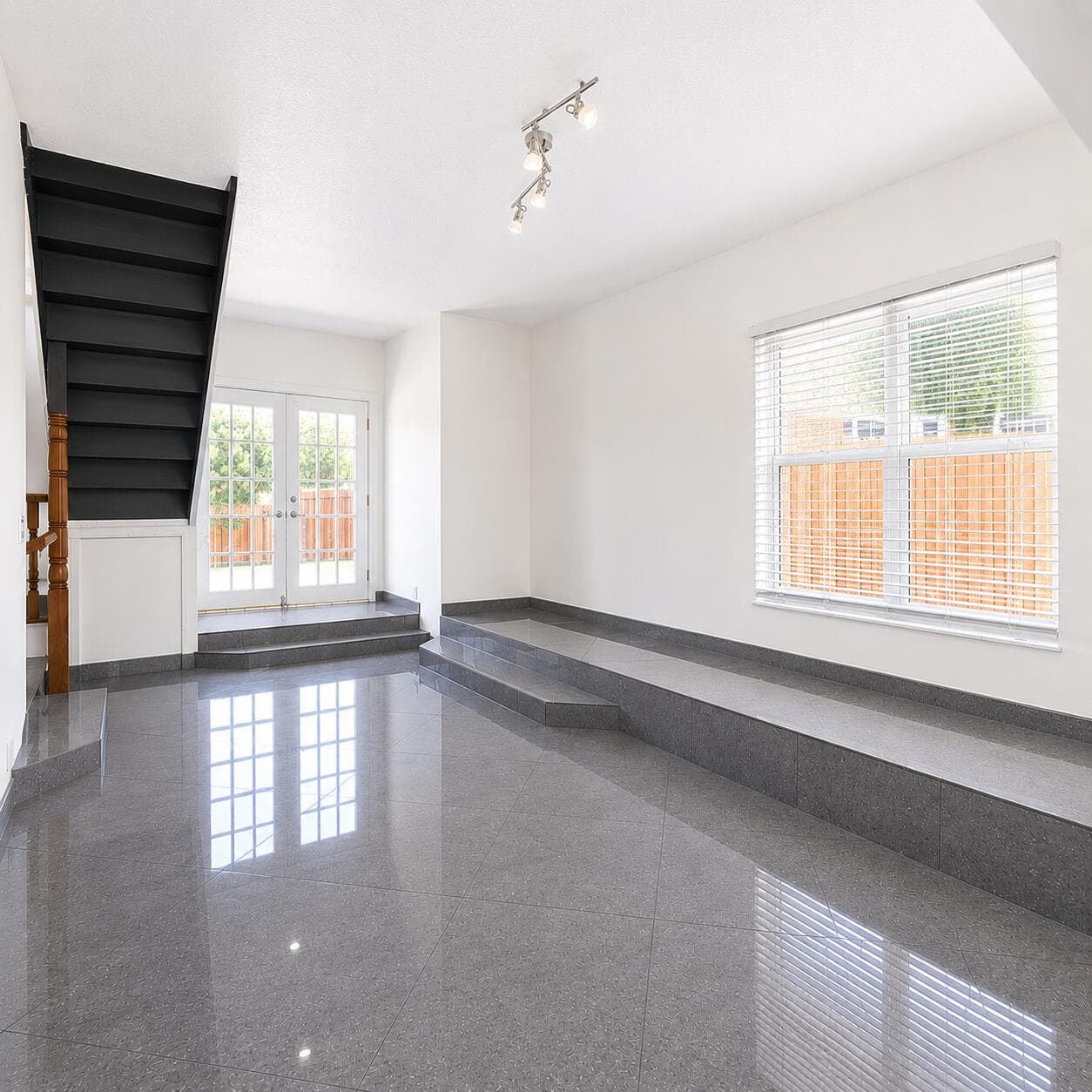 3709 S Olive Avenue 301 Central Dr, West Palm Beach, FL 33405 6