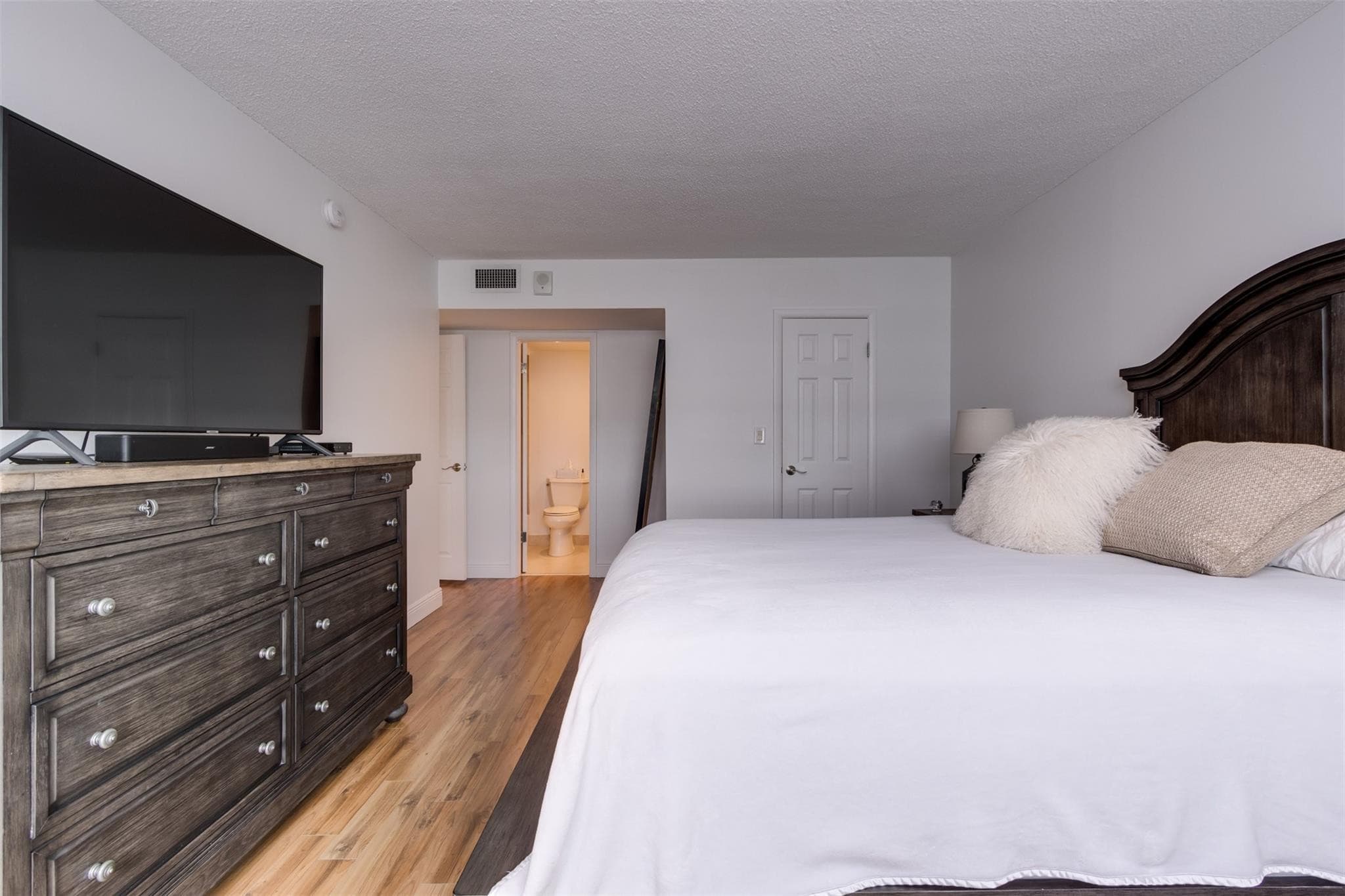2500 NE 48th Lane 609, Fort Lauderdale, FL 33308 27